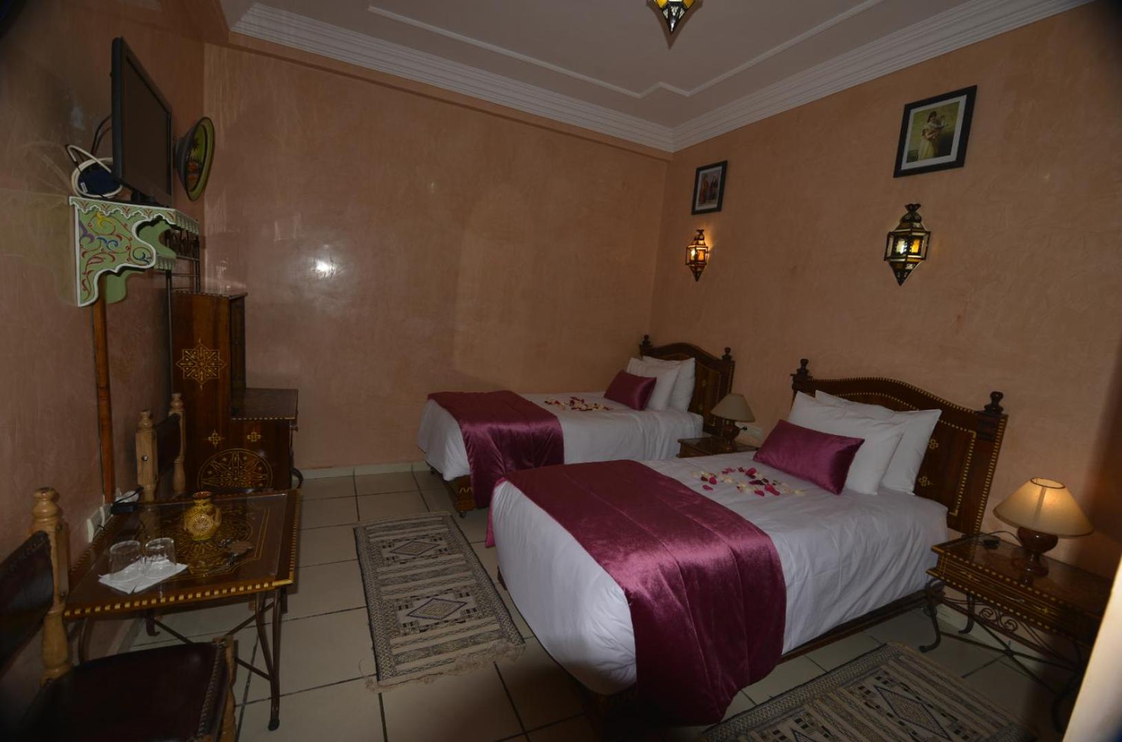 Standard Twin Room photo 3