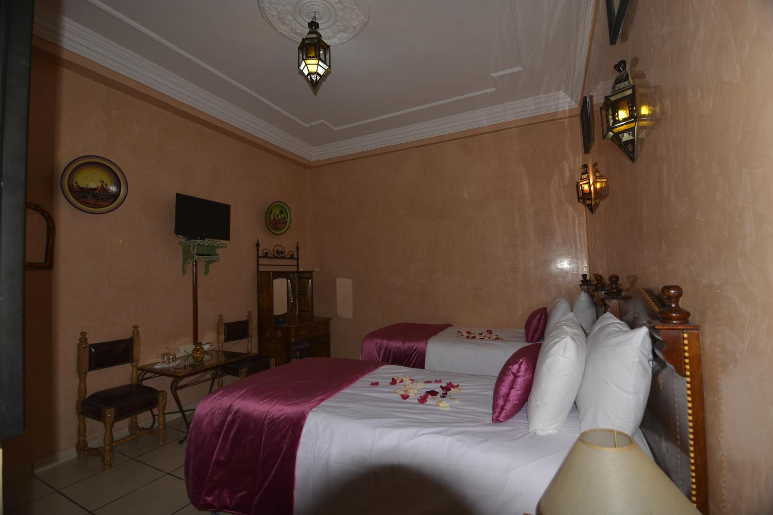 Standard Twin Room photo 1