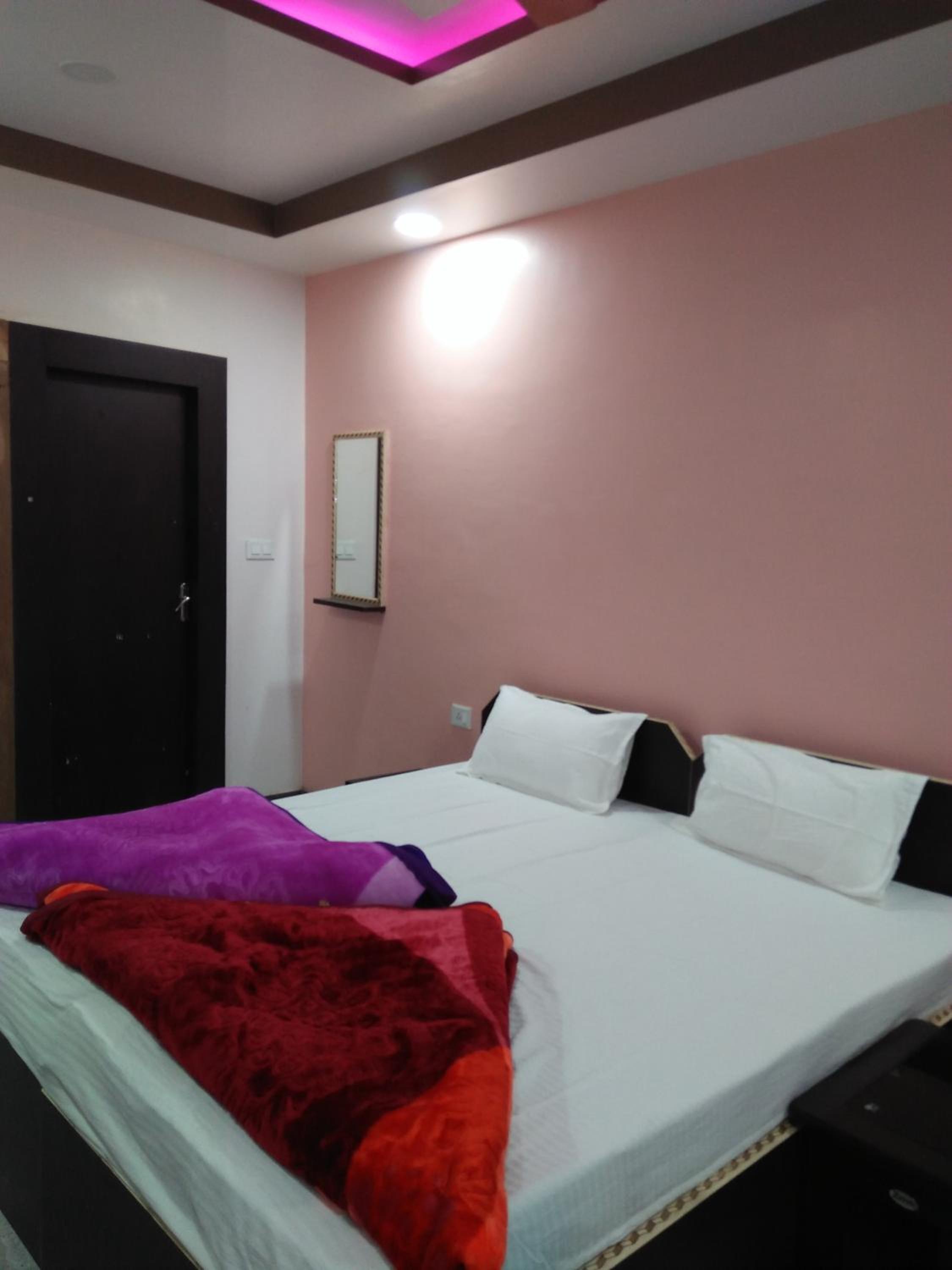Deluxe Double Room photo 2