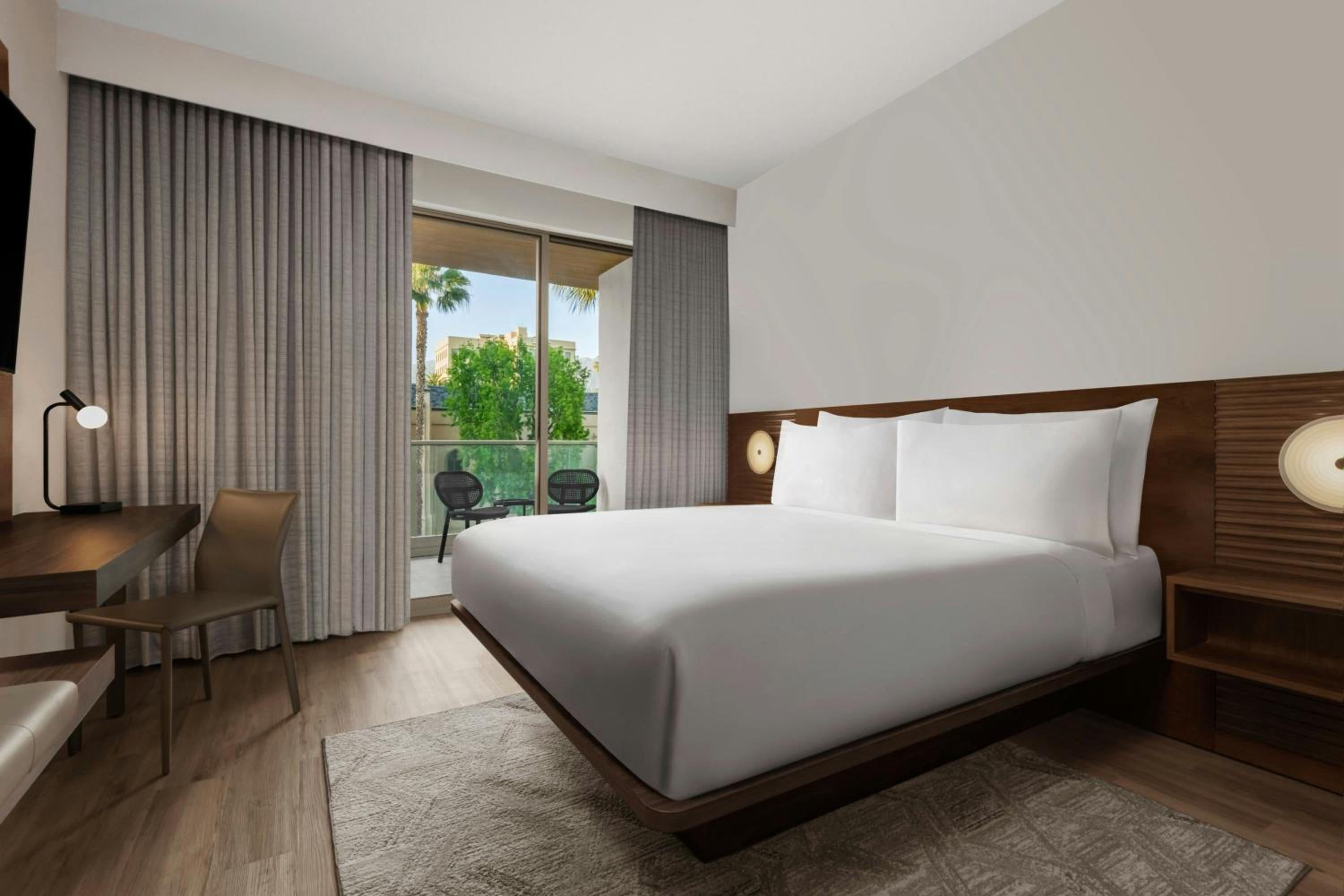 King Room with Premium View and Balcony - Hearing Accessible