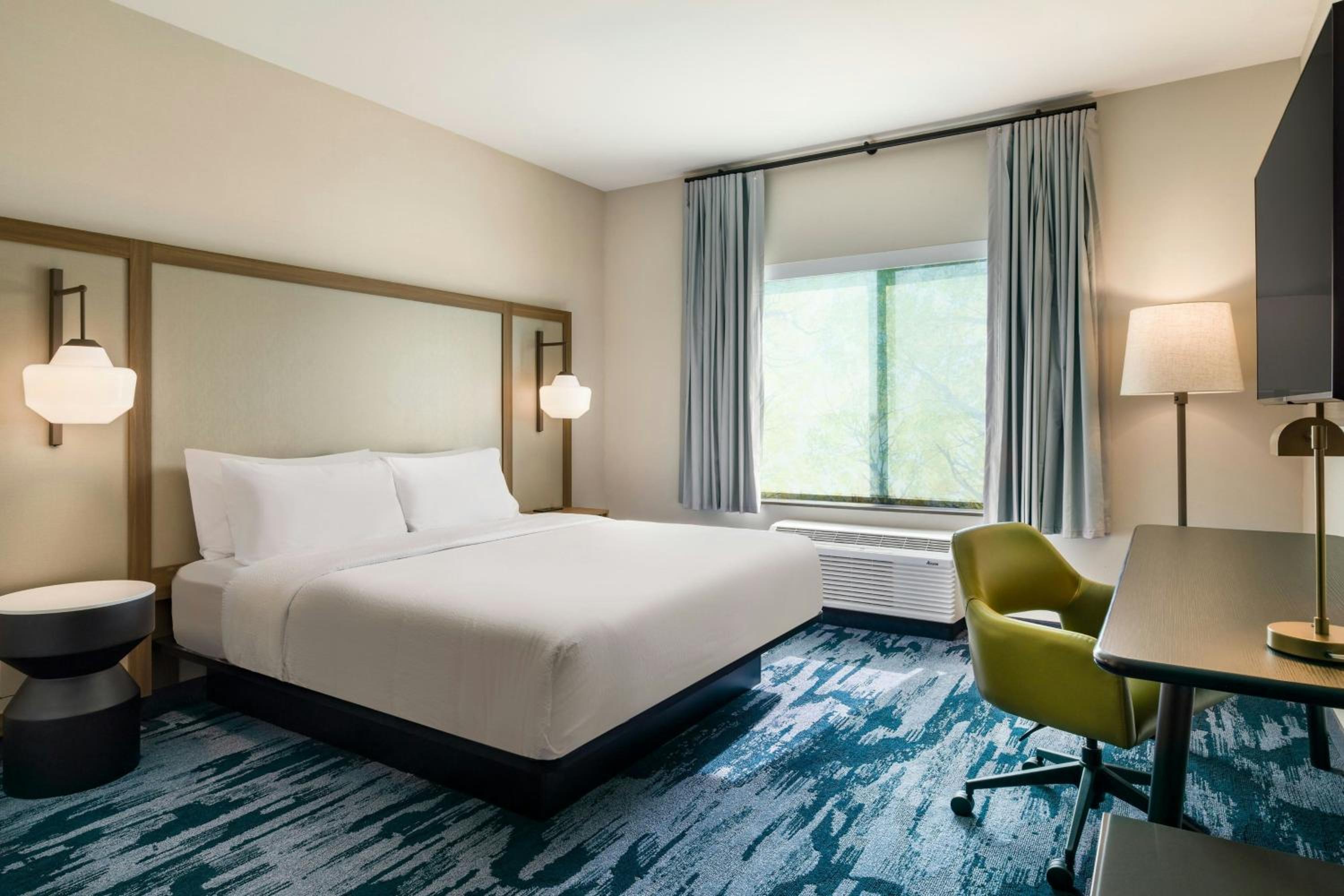 Fairfield Inn & Suites Hanford