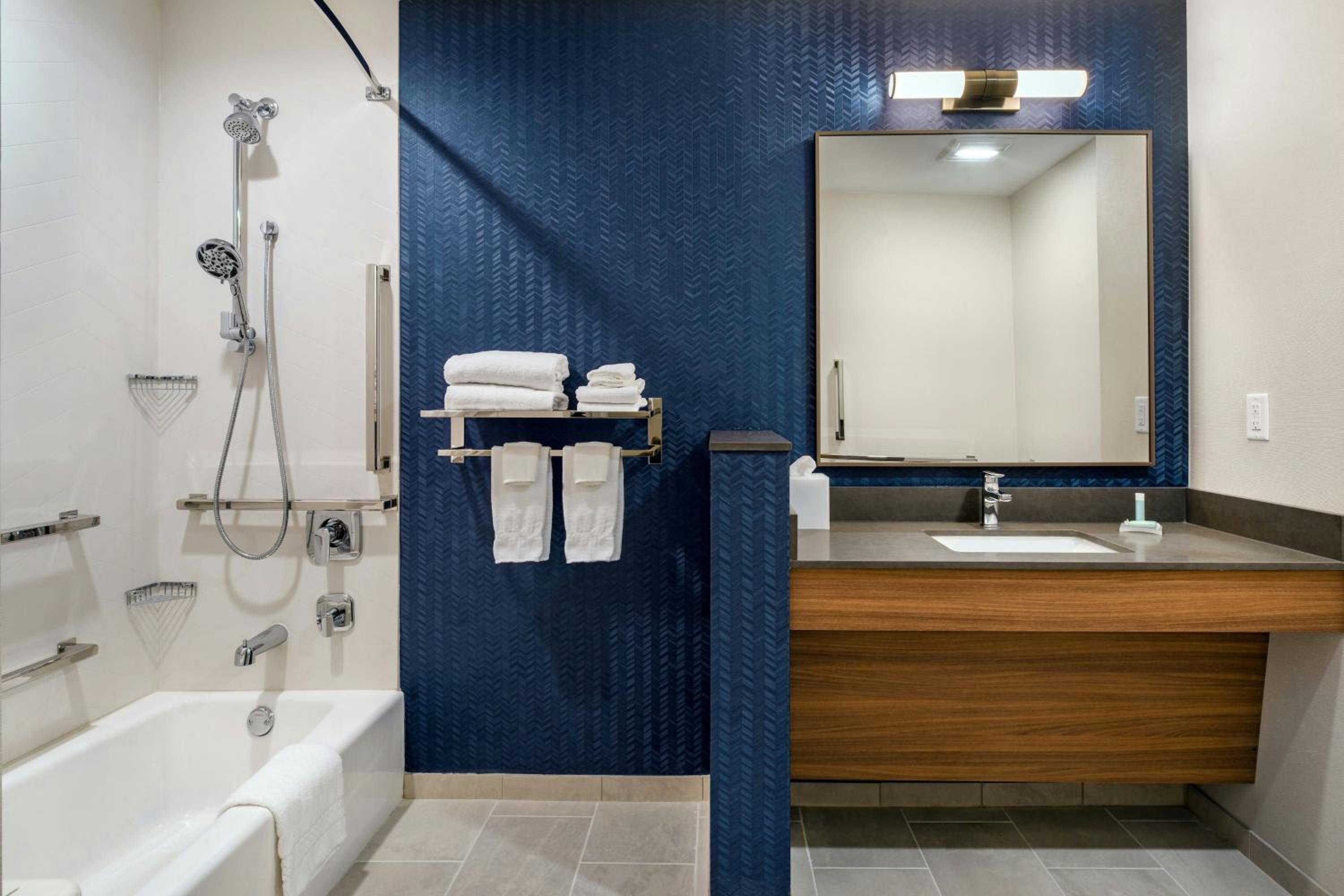 Fairfield Inn & Suites Hanford, Foto 4