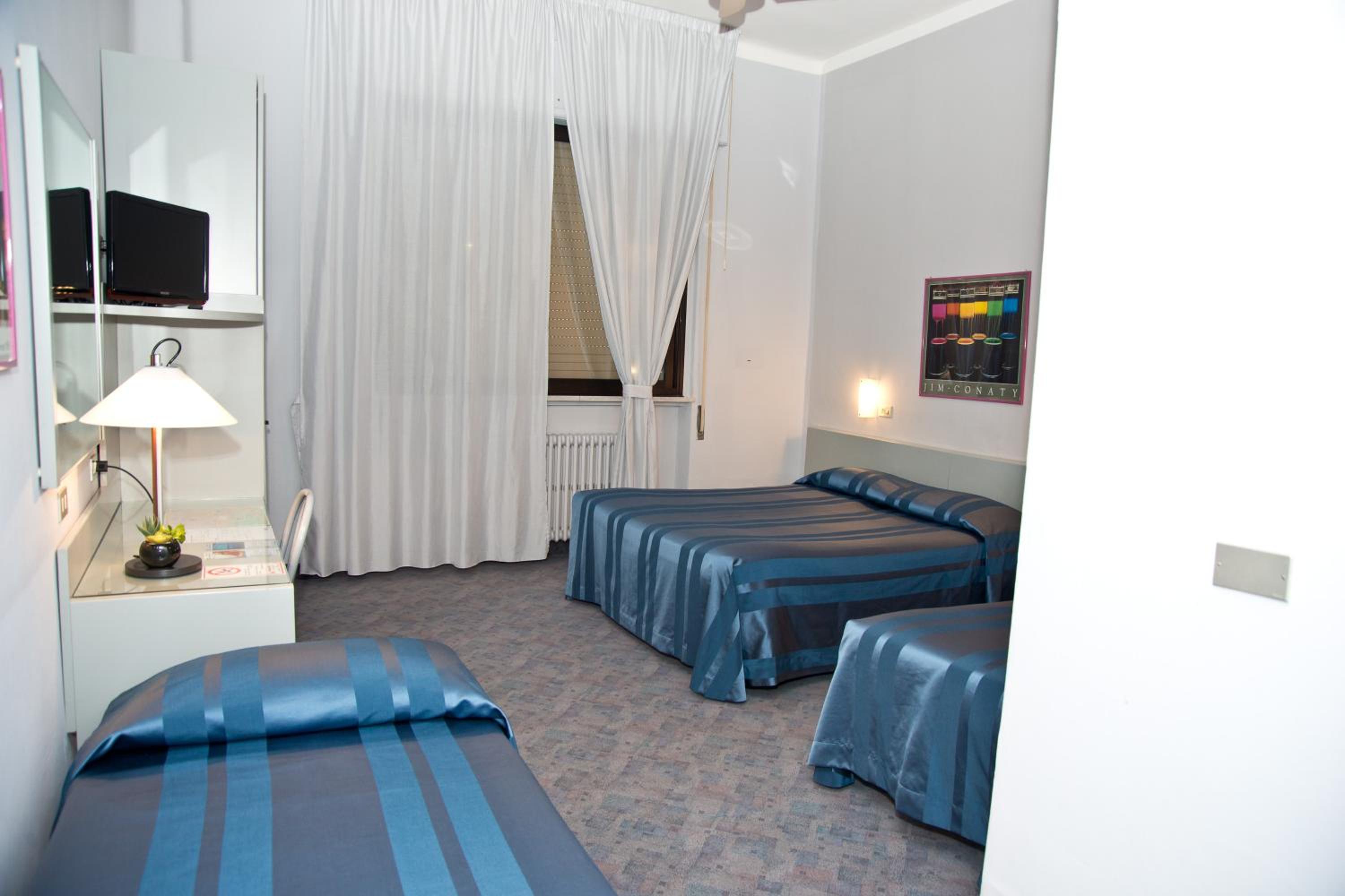 Triple Room - Photo 5