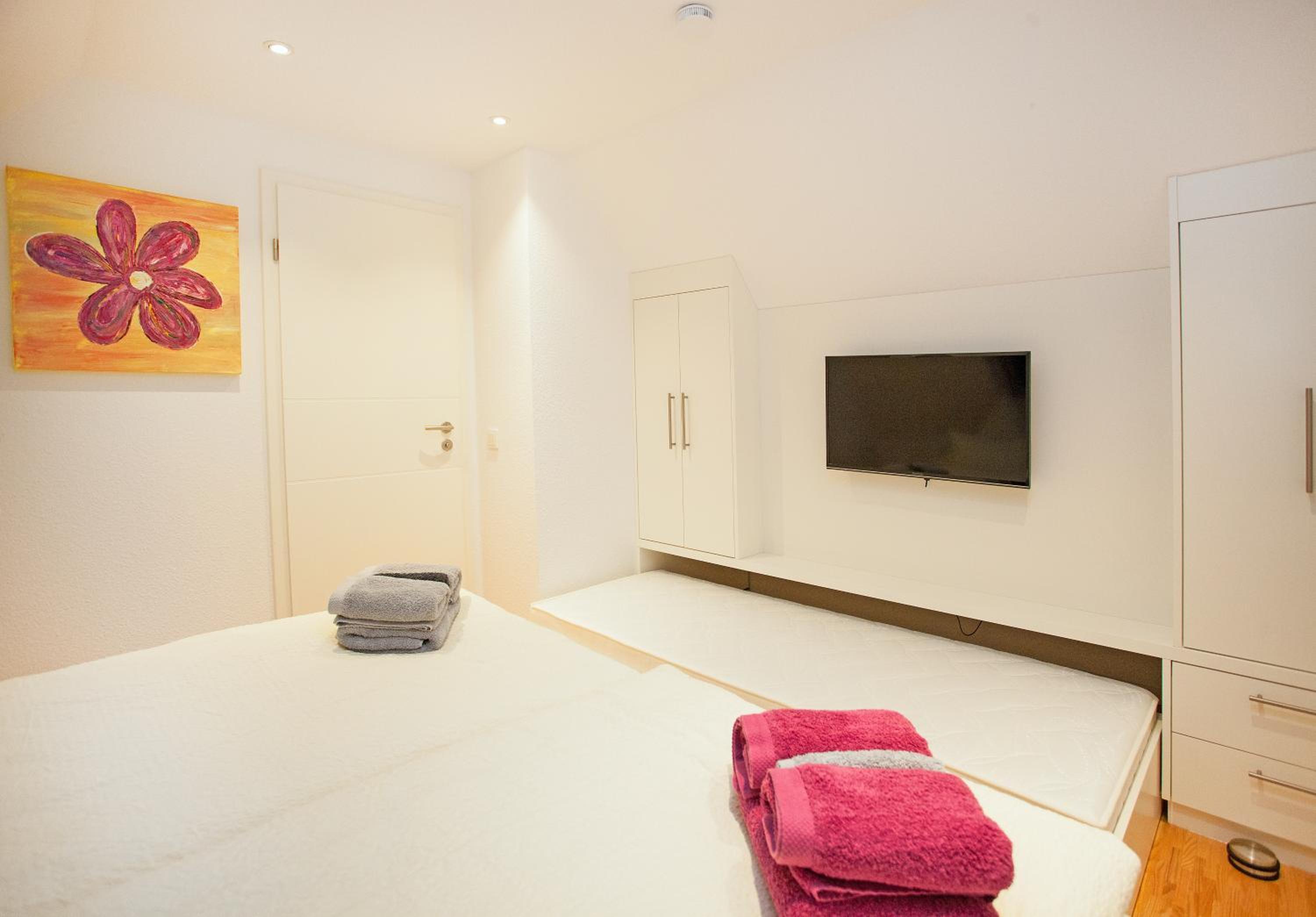 Apartment photo 1