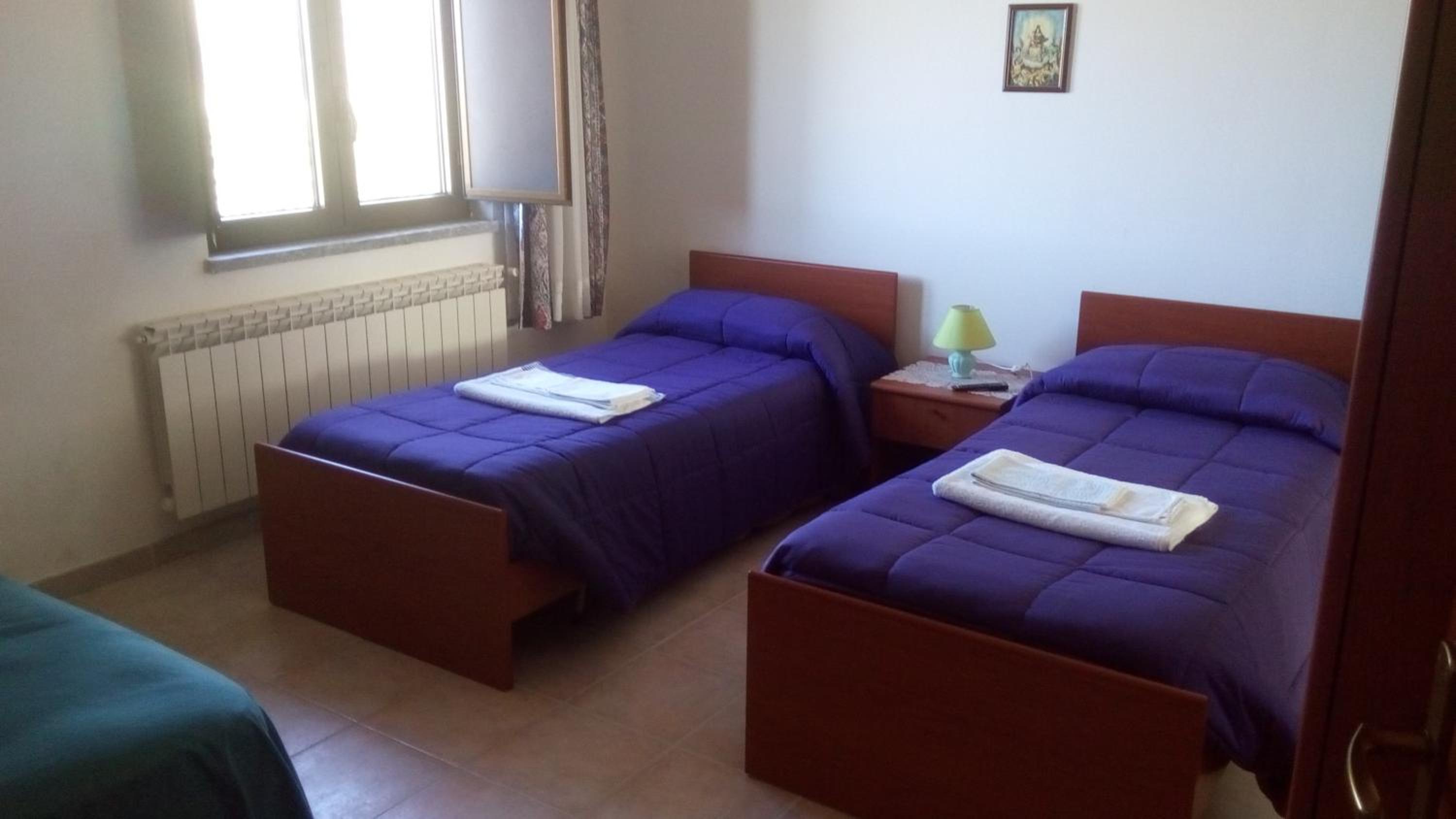 Budget Twin Room photo 2