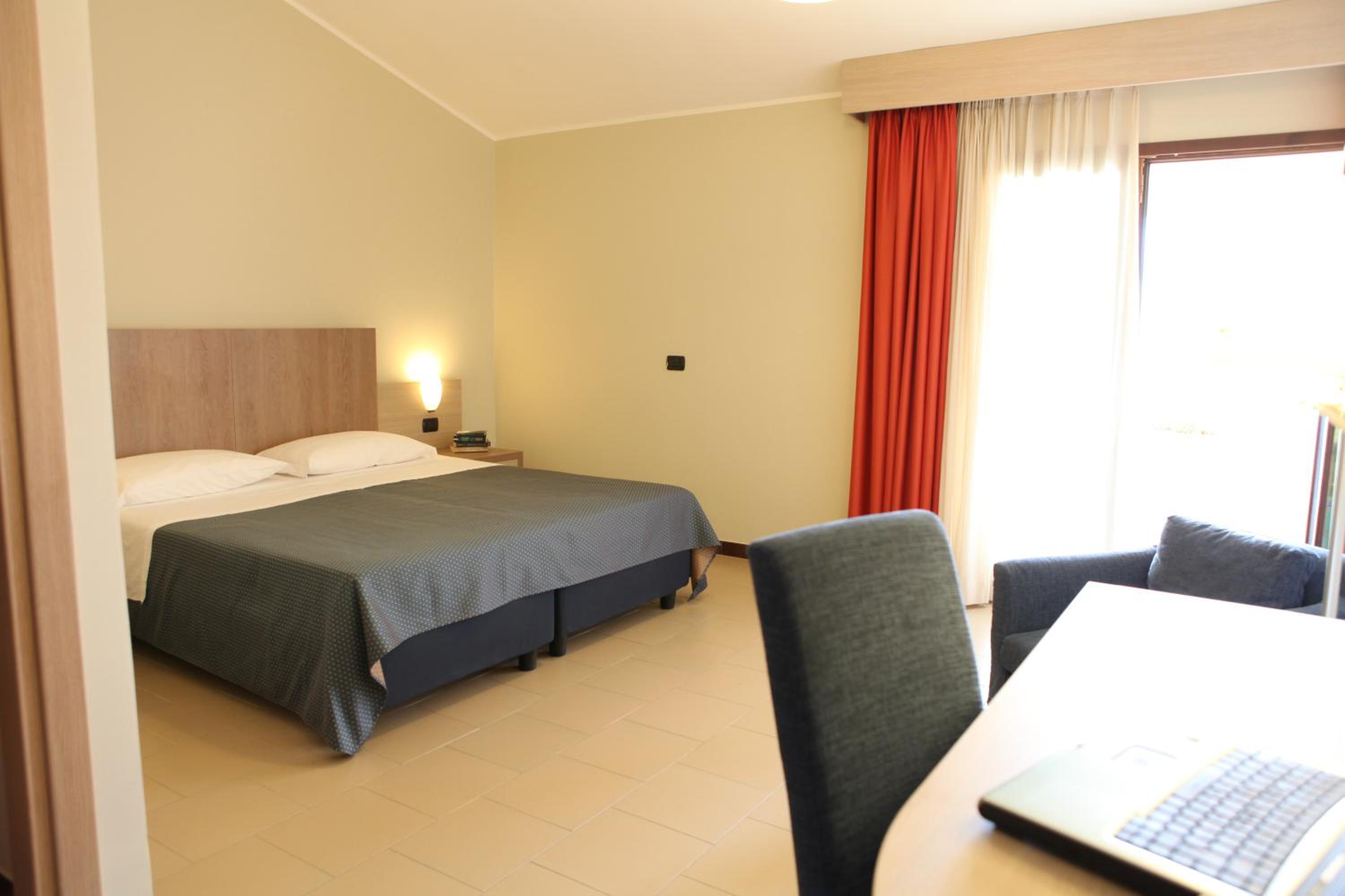 Double Room - Photo 1