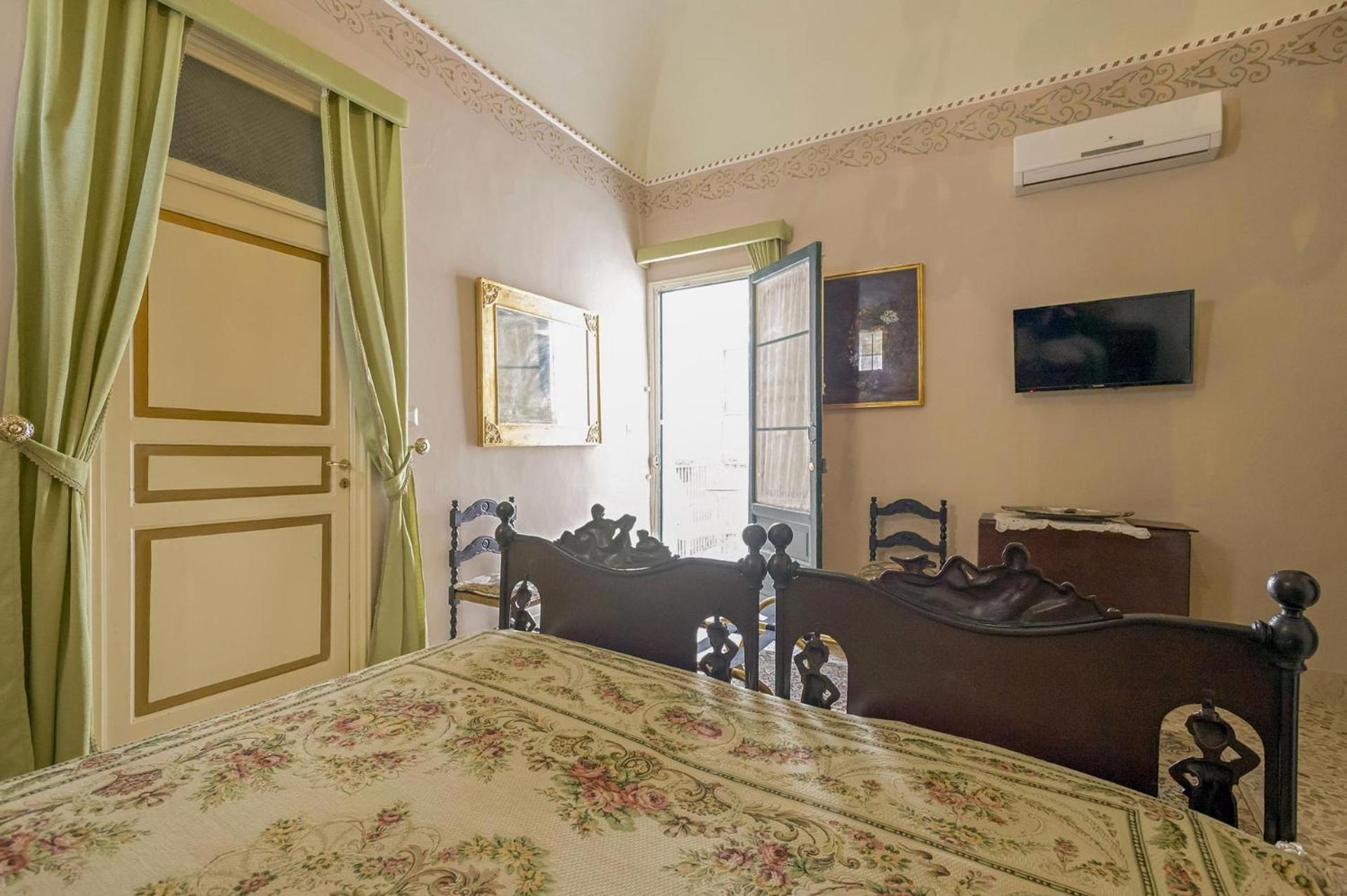 Classic Double Room photo 3