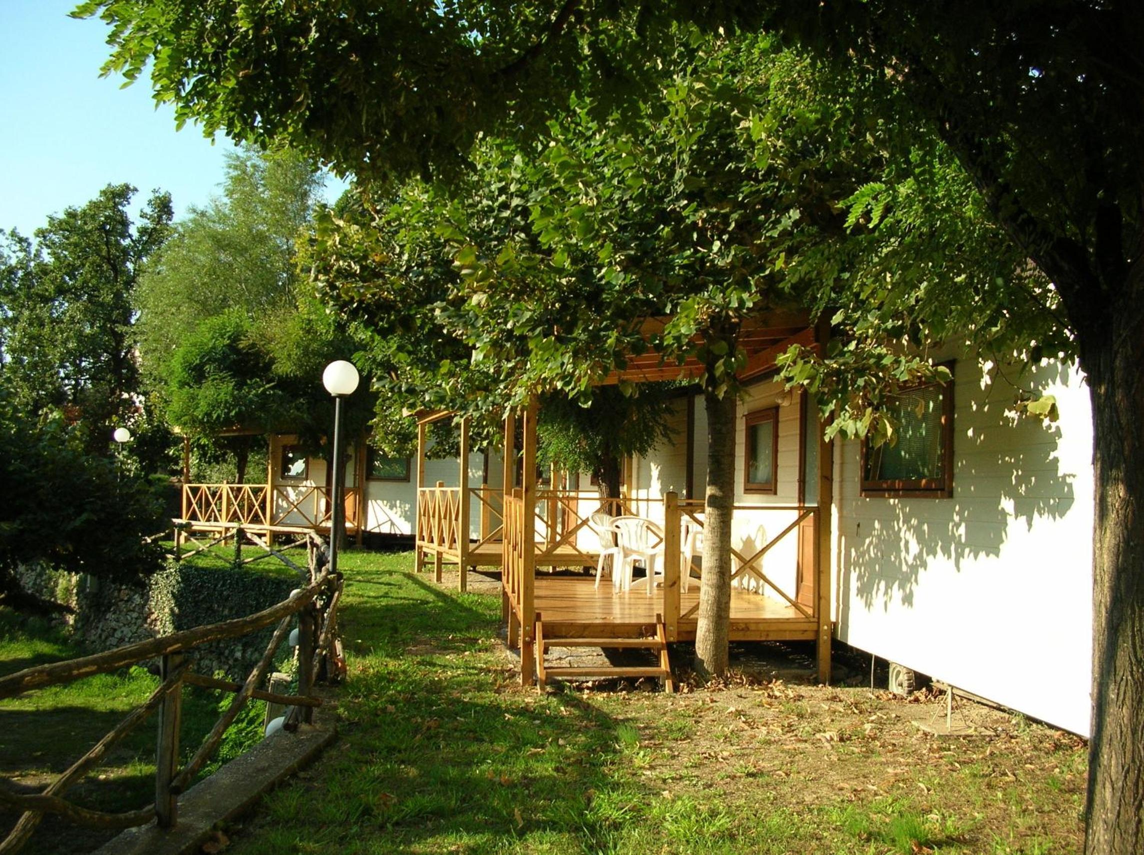 Mobile Home (4 Adults) photo 3