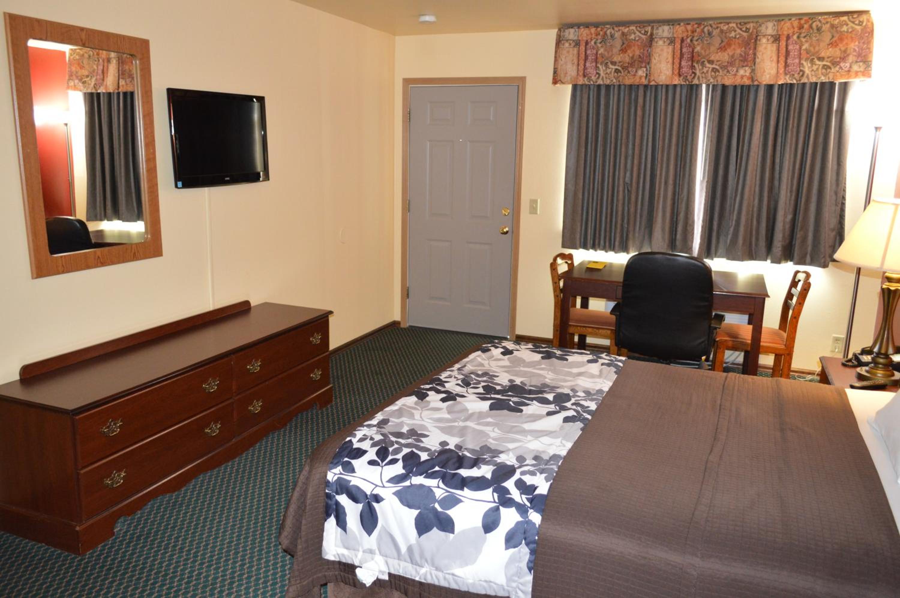 Queen Room - Photo 3