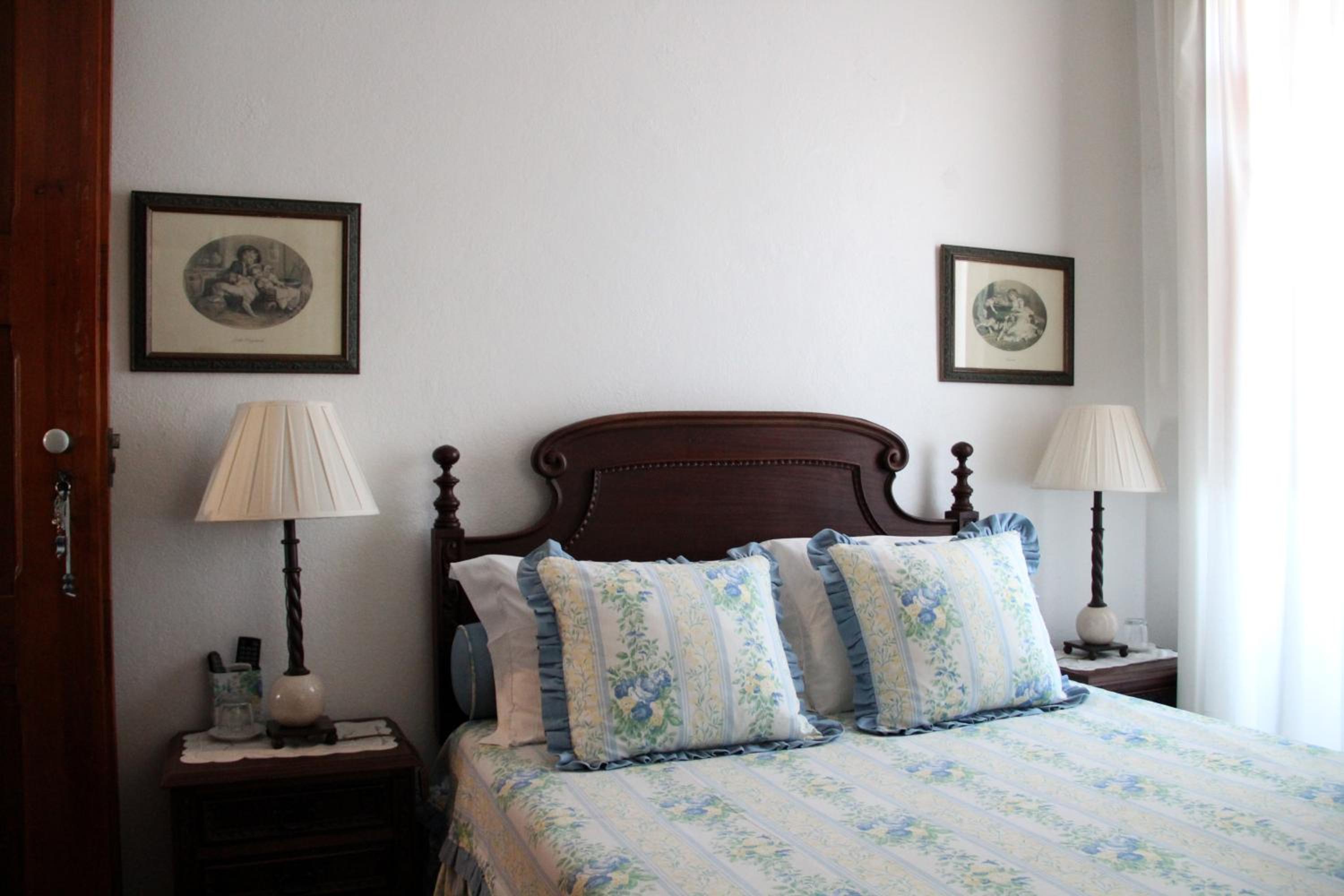 Double Room - Photo 7
