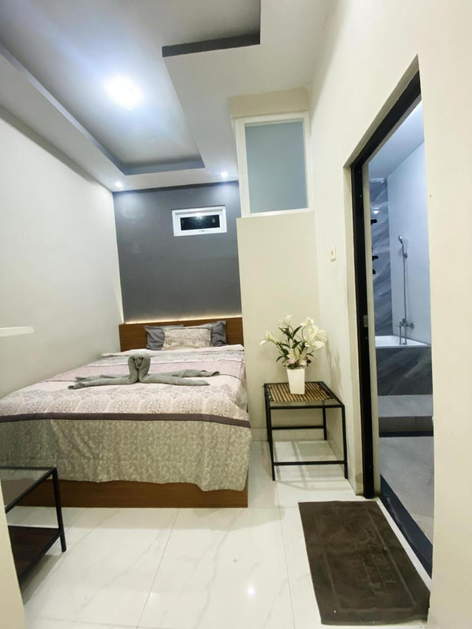 Budget Double or Twin Room photo 3