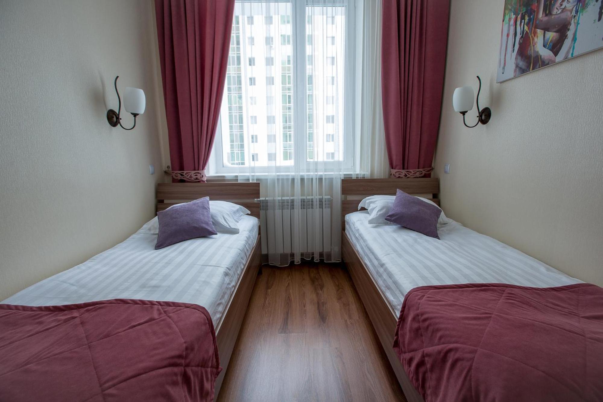 Twin Room - Photo 3