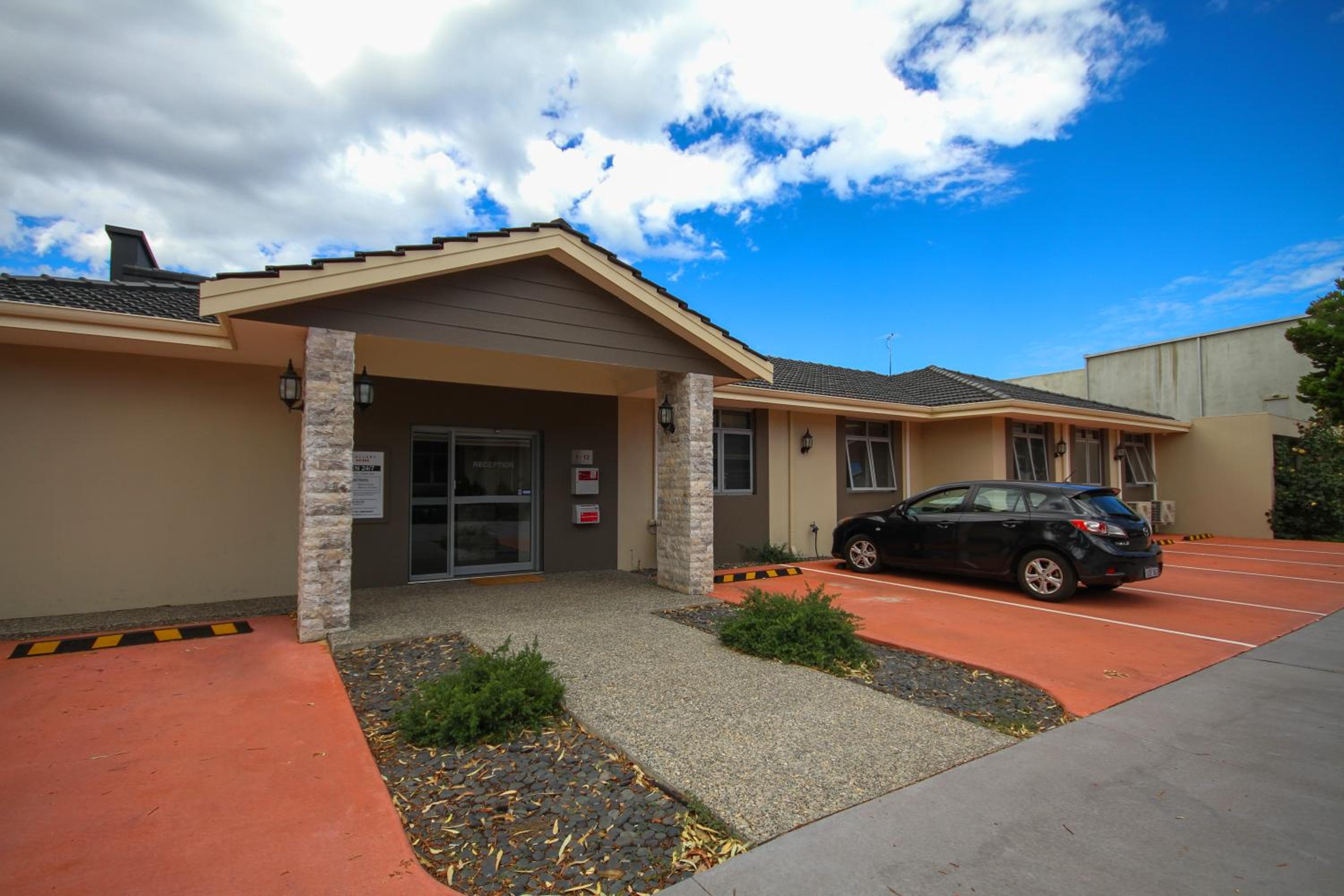 Single Room with Private External Bathroom photo 2