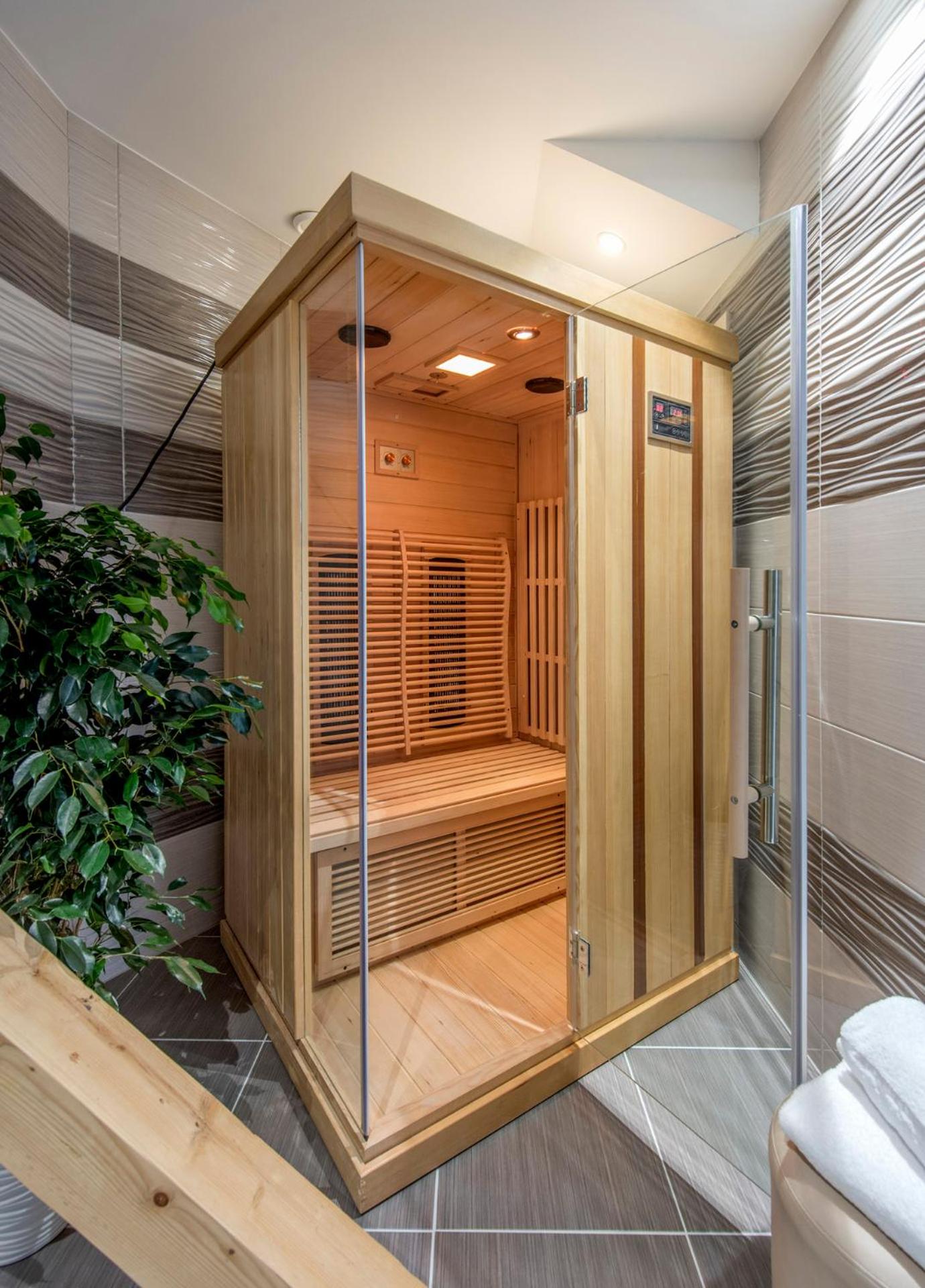 Deluxe Triple Room - Photo 1