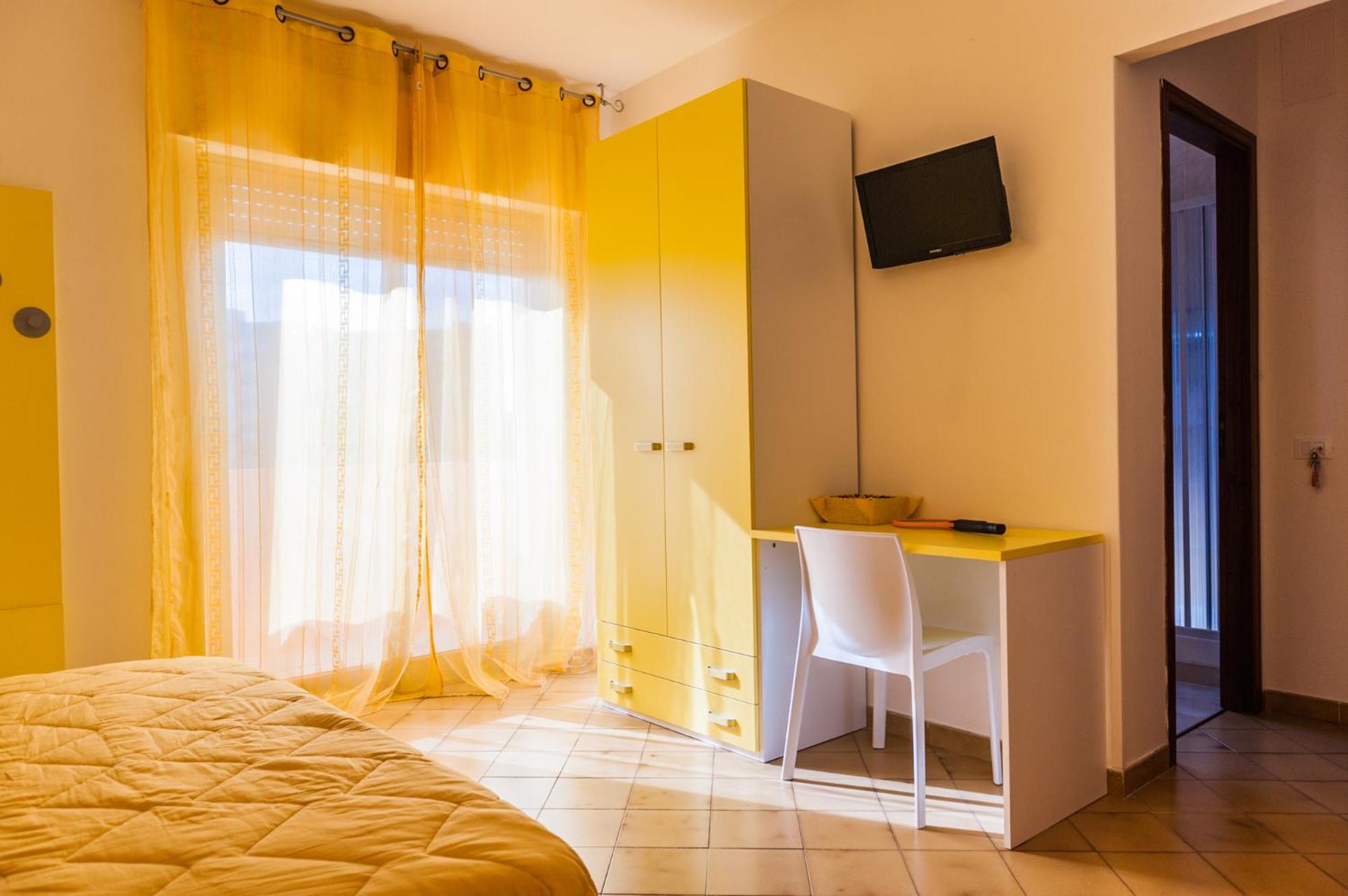 Deluxe Double or Twin Room with Balcony photo 1