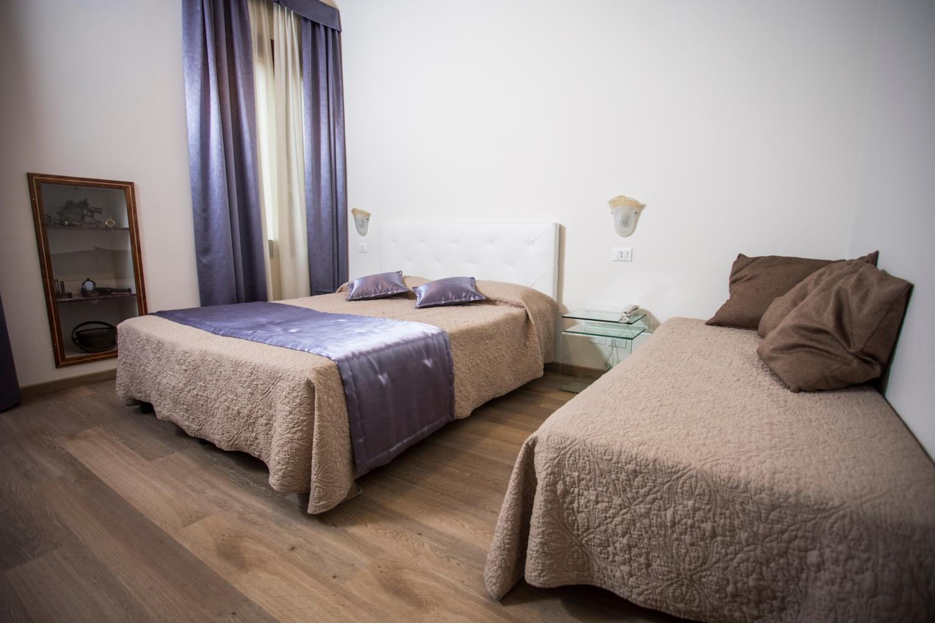 Superior Triple Room photo 1