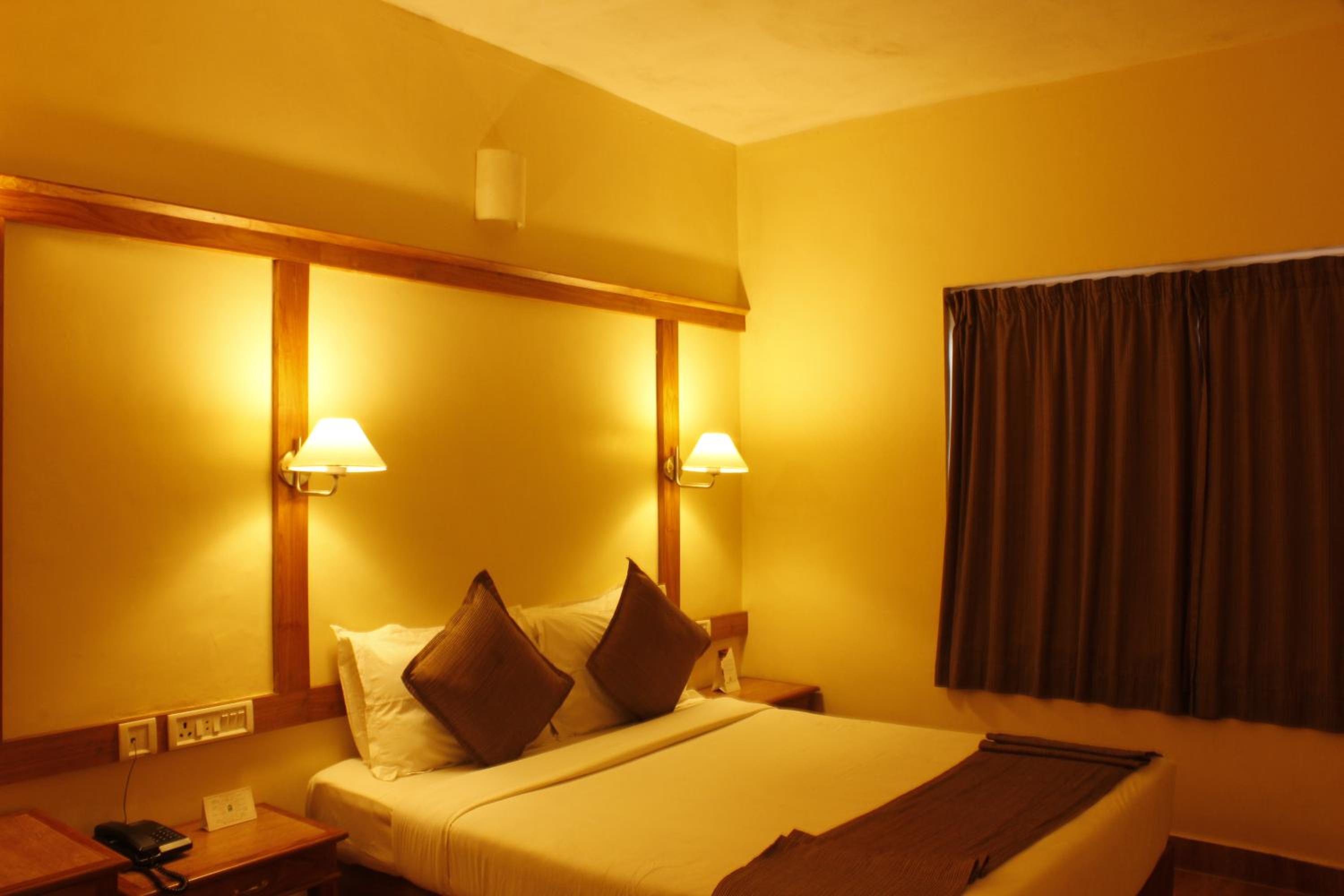 Suite - Photo 3