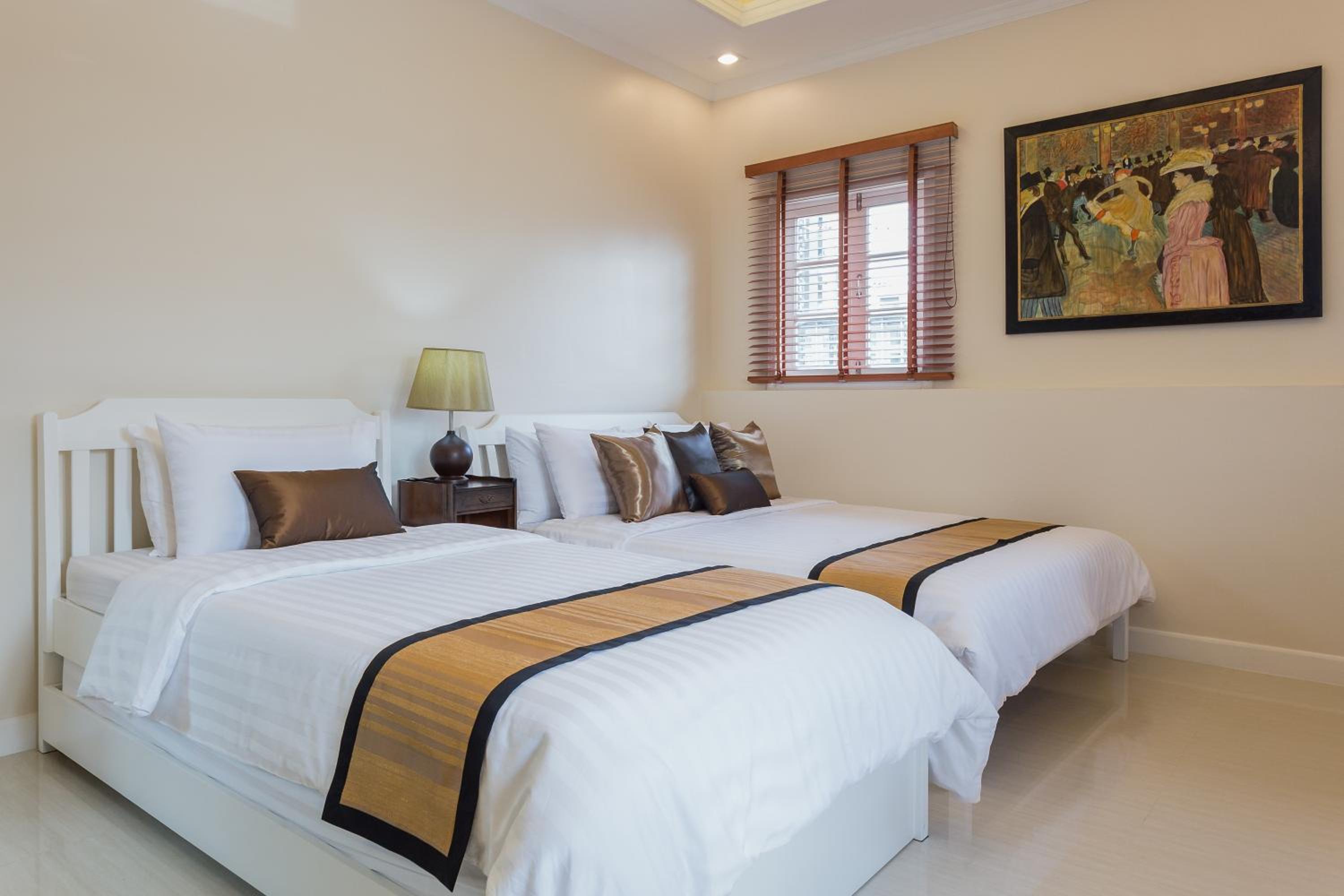 Deluxe Twin Room photo 1