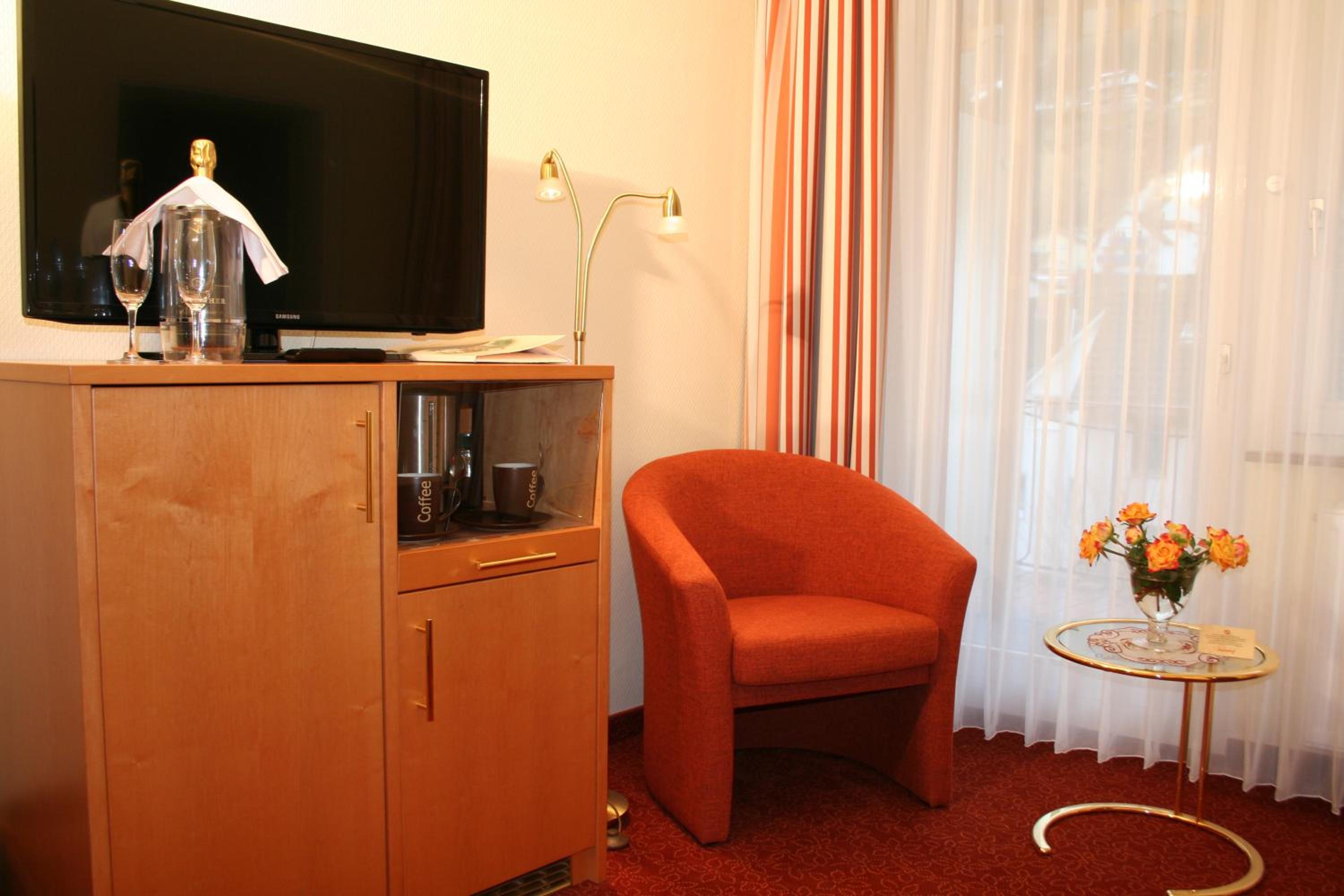 Apartment photo 3