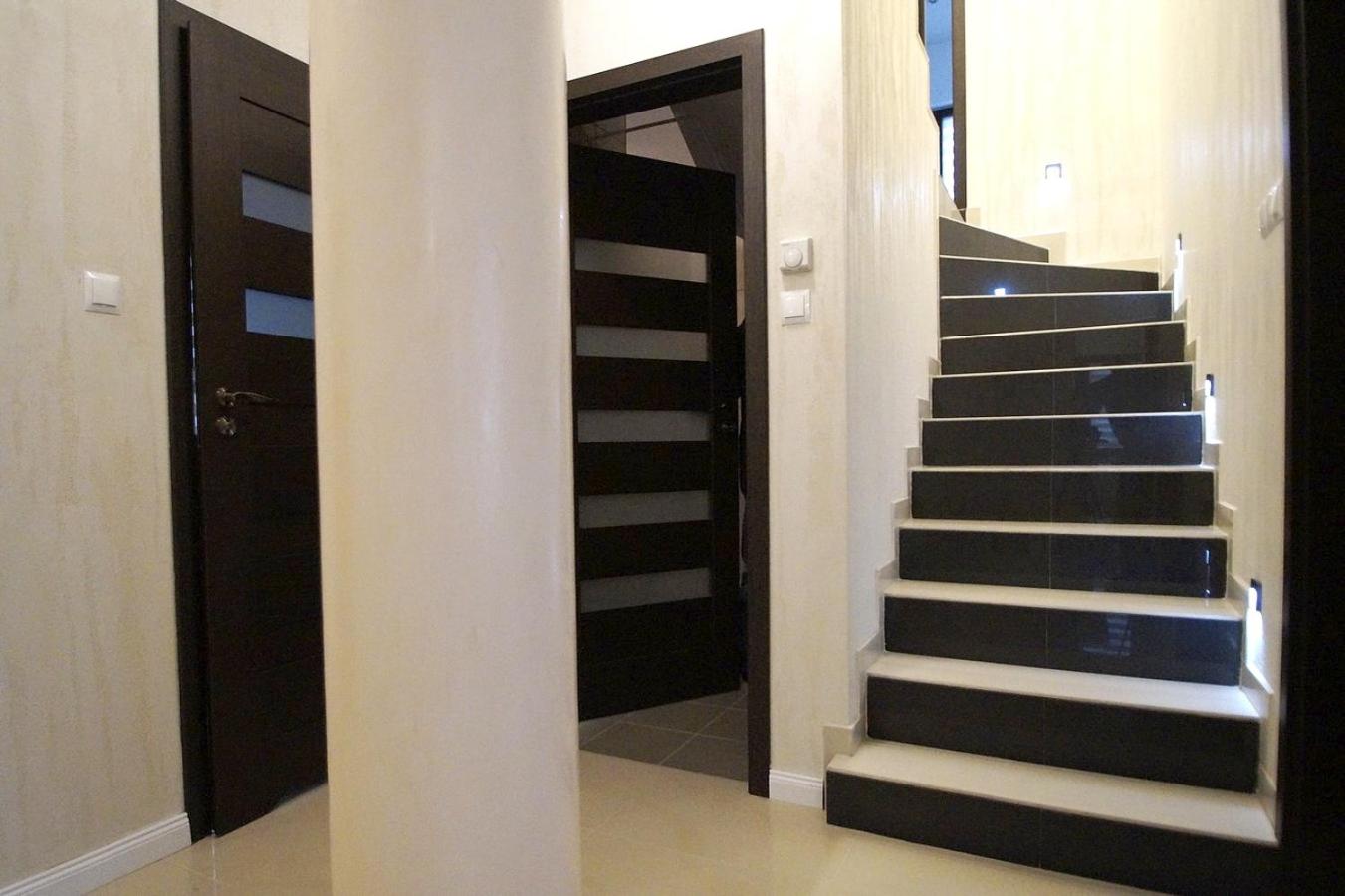 Villa photo 1