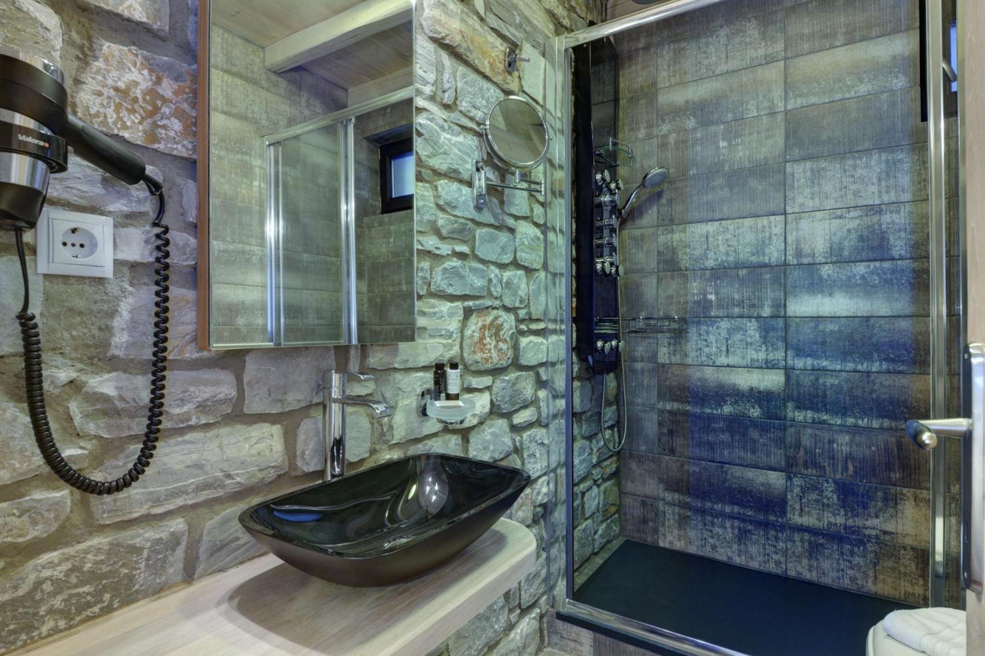 Suite with Sea View - Photo 6