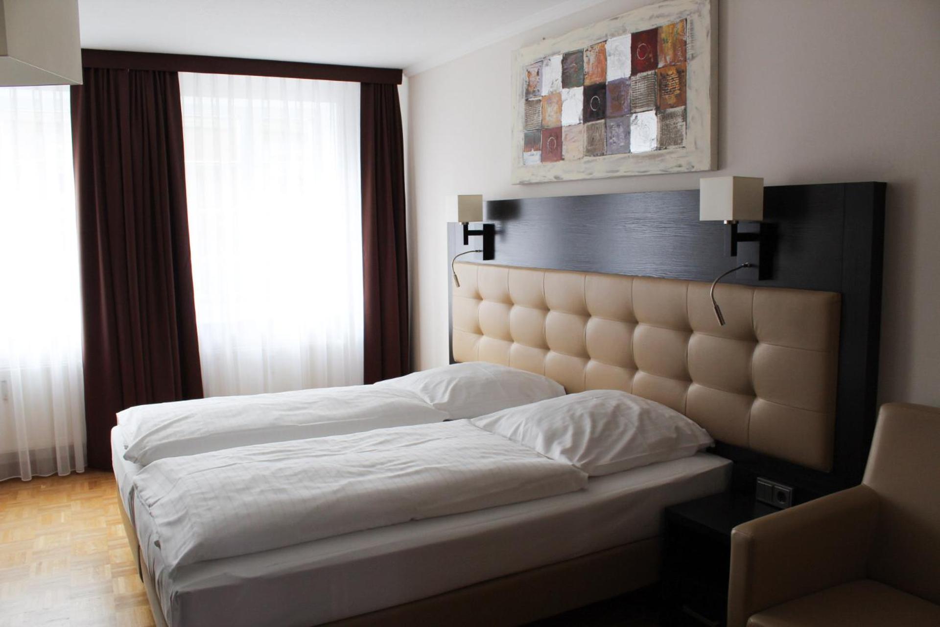 One-Bedroom Suite photo 1