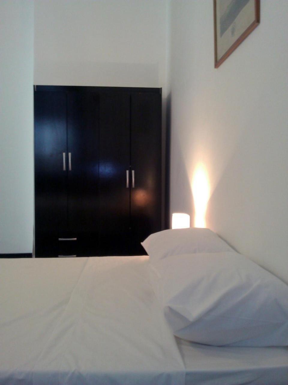Standard Single Room with Shared Bathroom photo 1