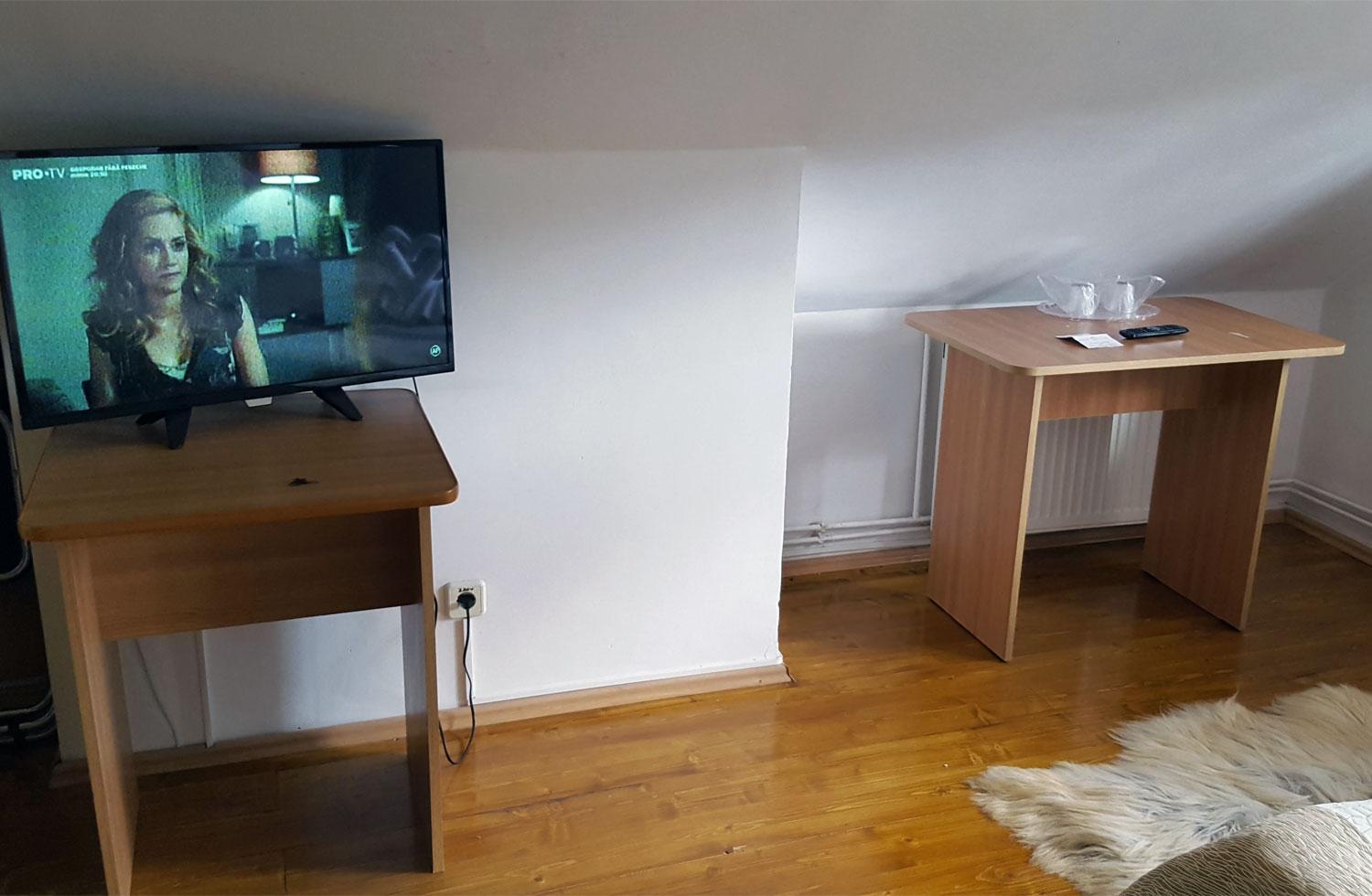 Double Room - Attic - Photo 5