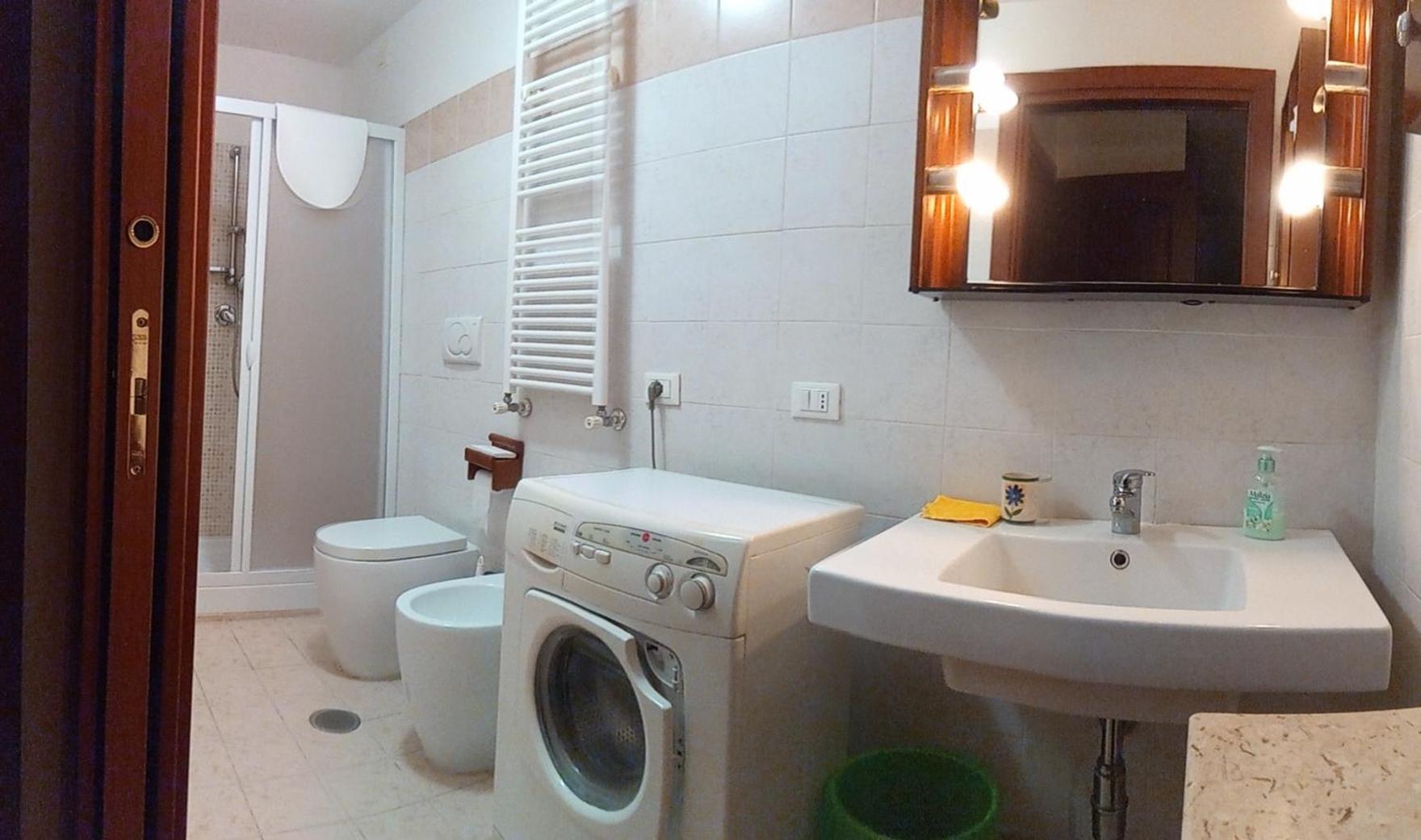 Family Room With Private Bathroom photo 2