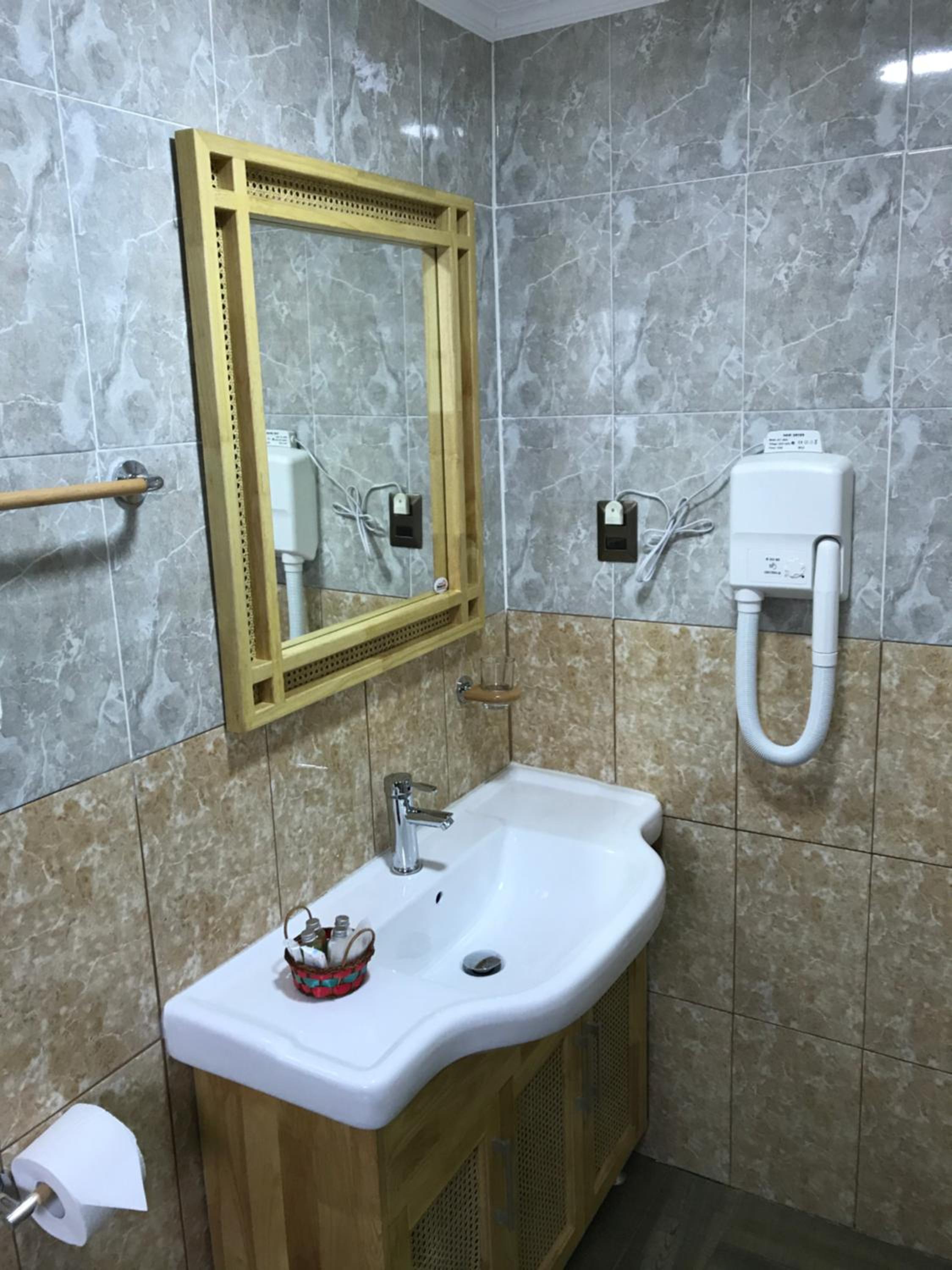 Triple Room with Private Bathroom photo 2