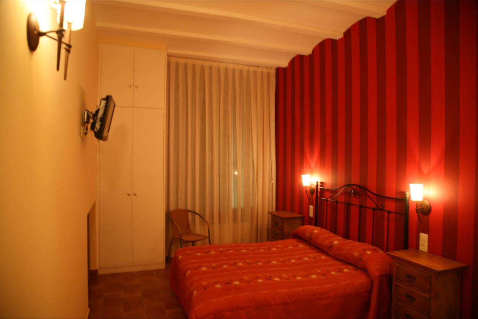Double Room with Private Bathroom photo 3