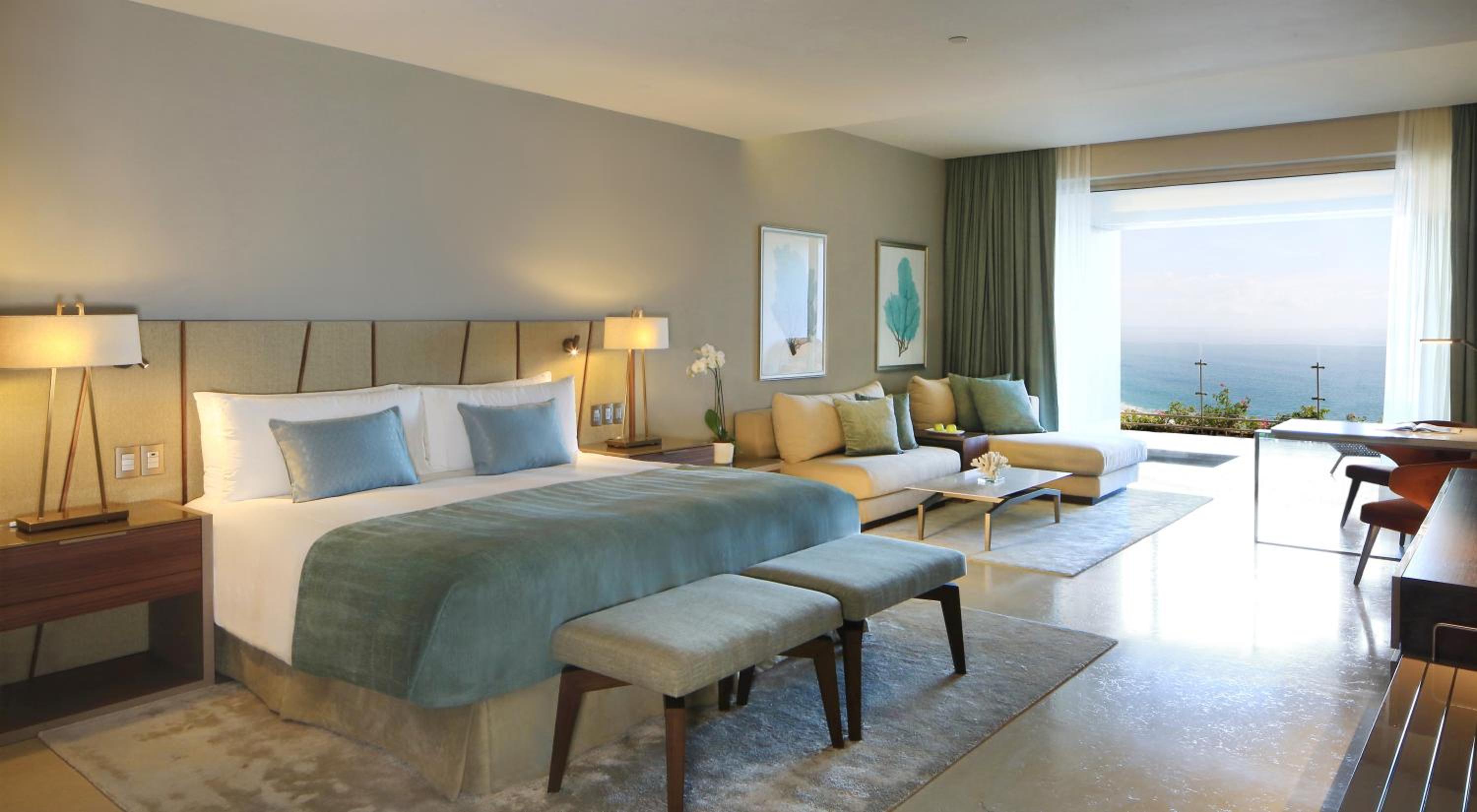Ambassador Suite Ocean View photo 2