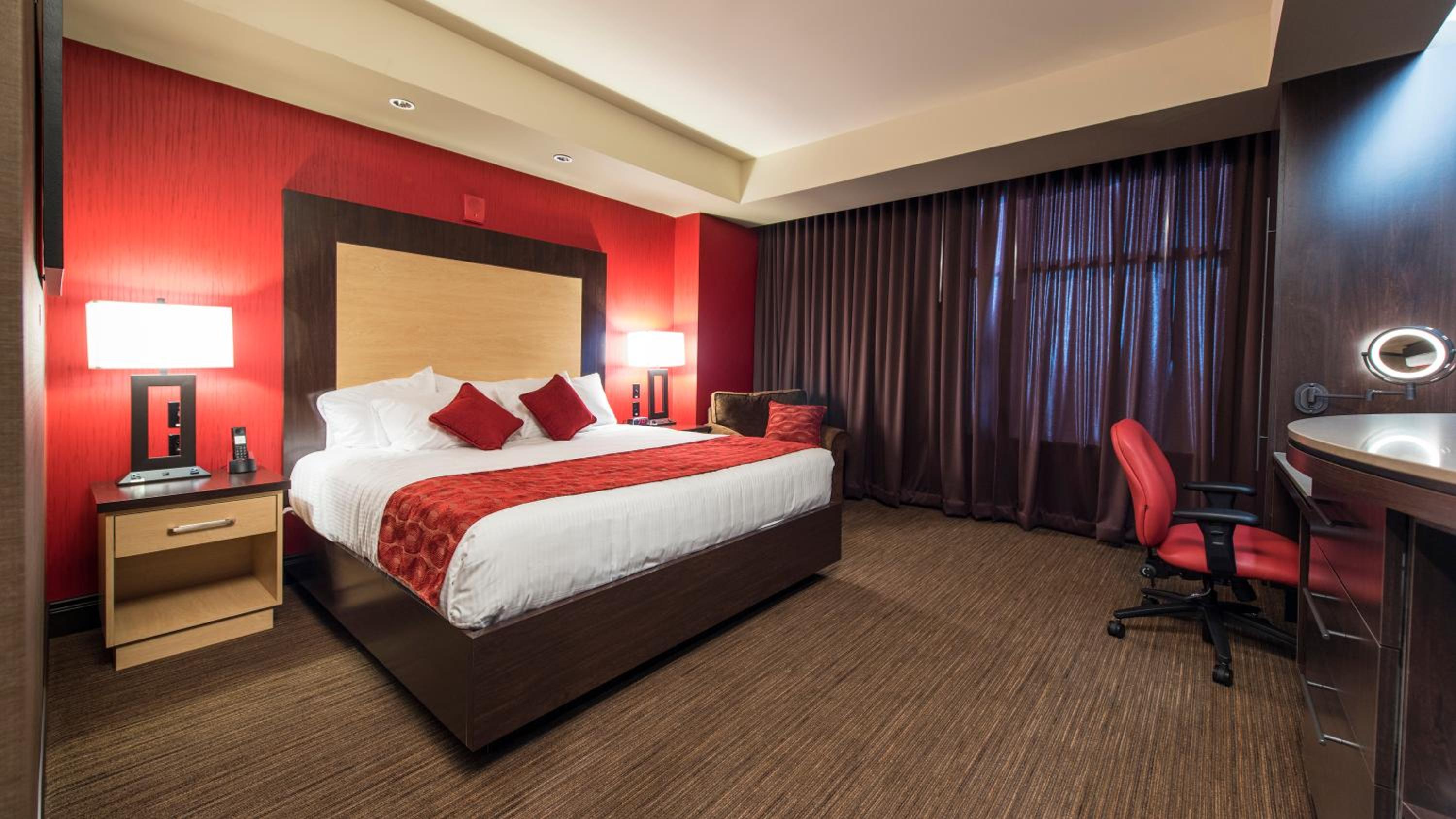 Standard King Room - Photo 3