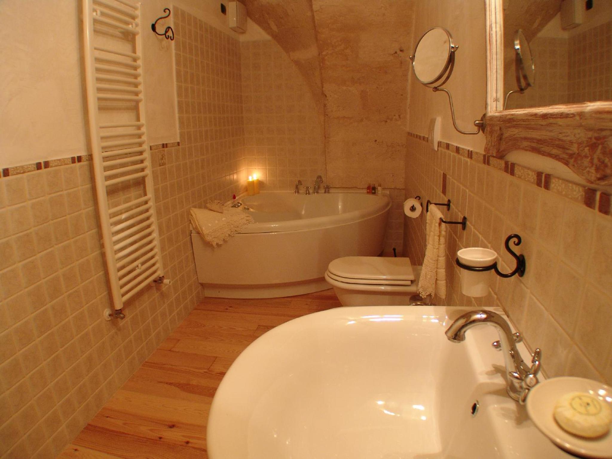 Deluxe Double Room - Photo 4