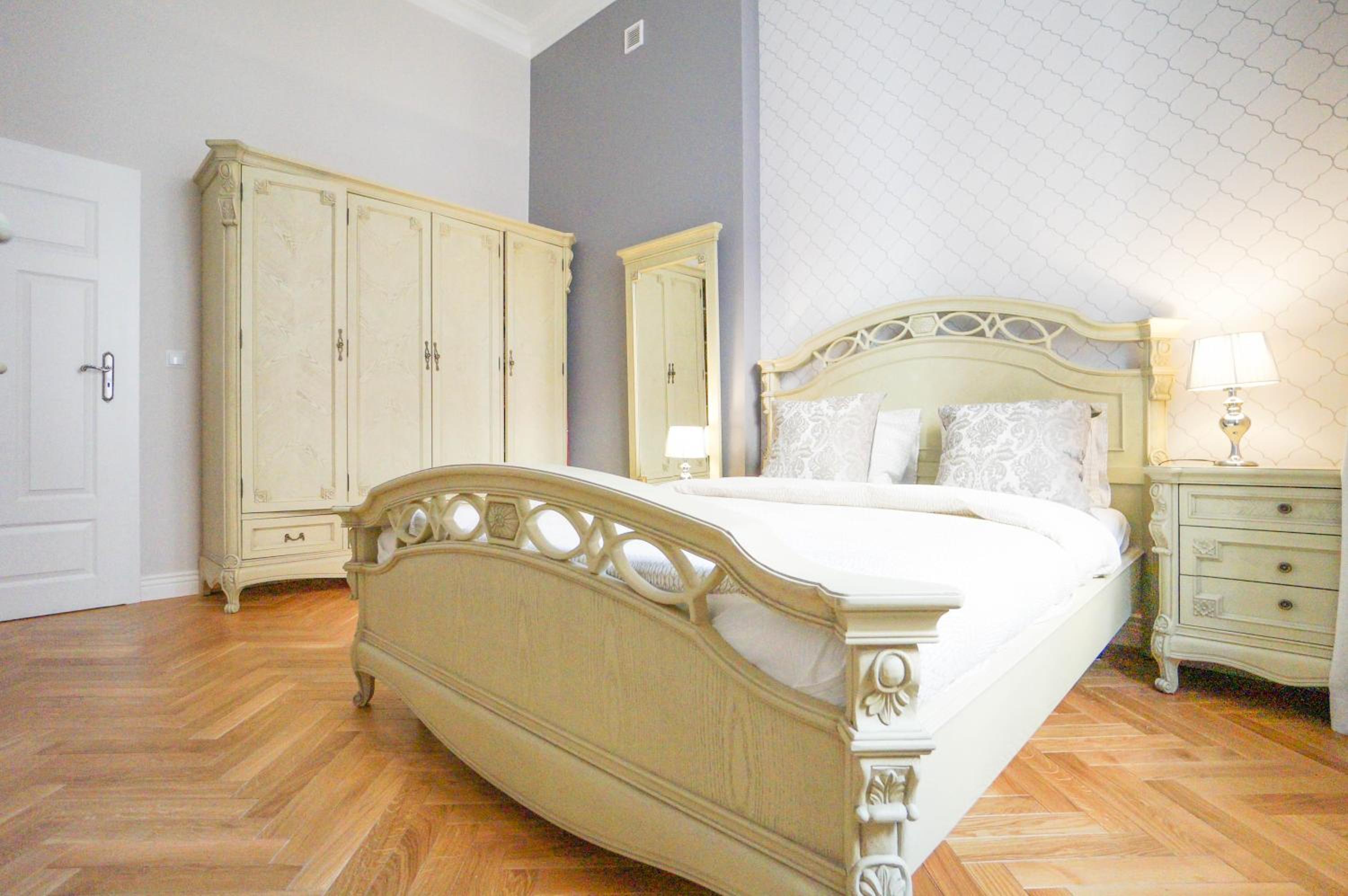 Two-Bedroom Apartment- 21 Świętojańska Street ap2