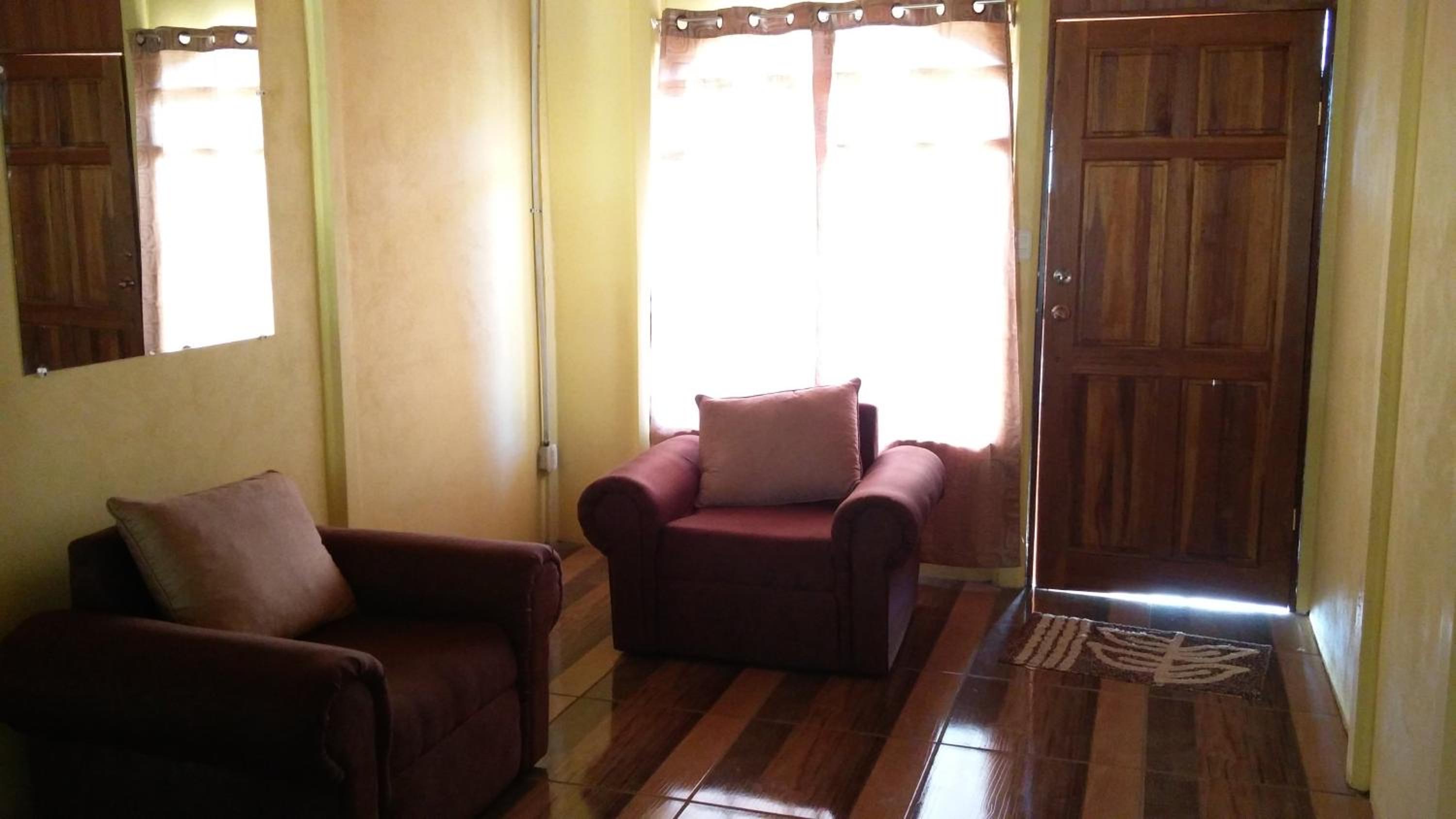 Three-Bedroom Townhouse photo 3