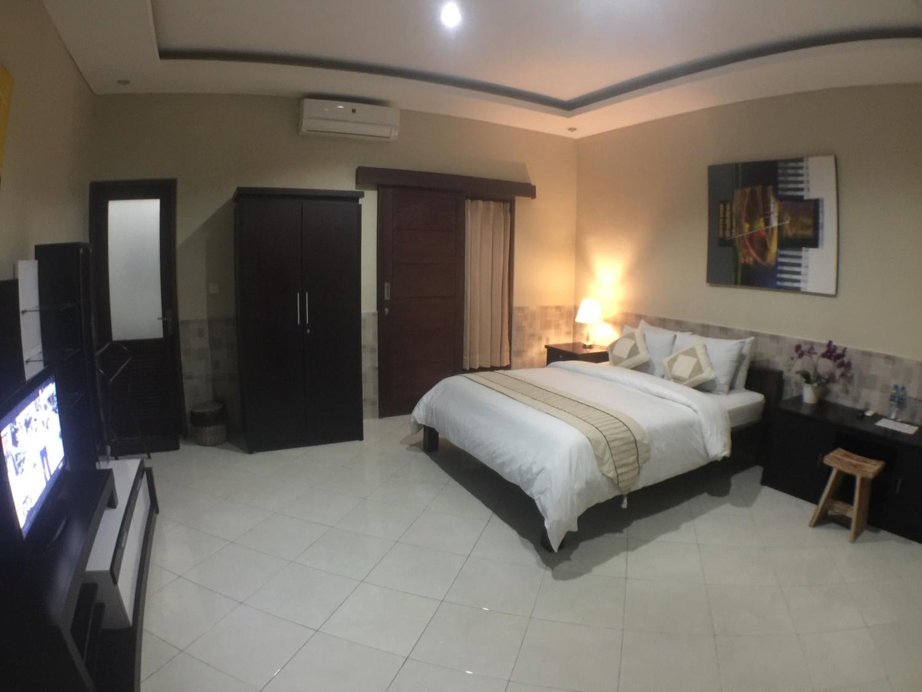 Standard Double Room - Photo 7