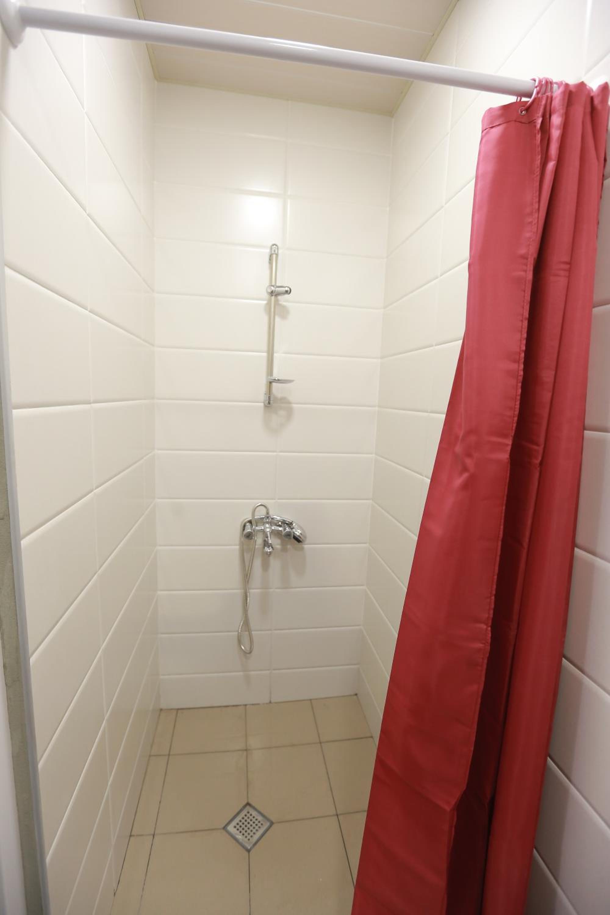 Deluxe Double Room (2 Adults + 1 Child) photo 2