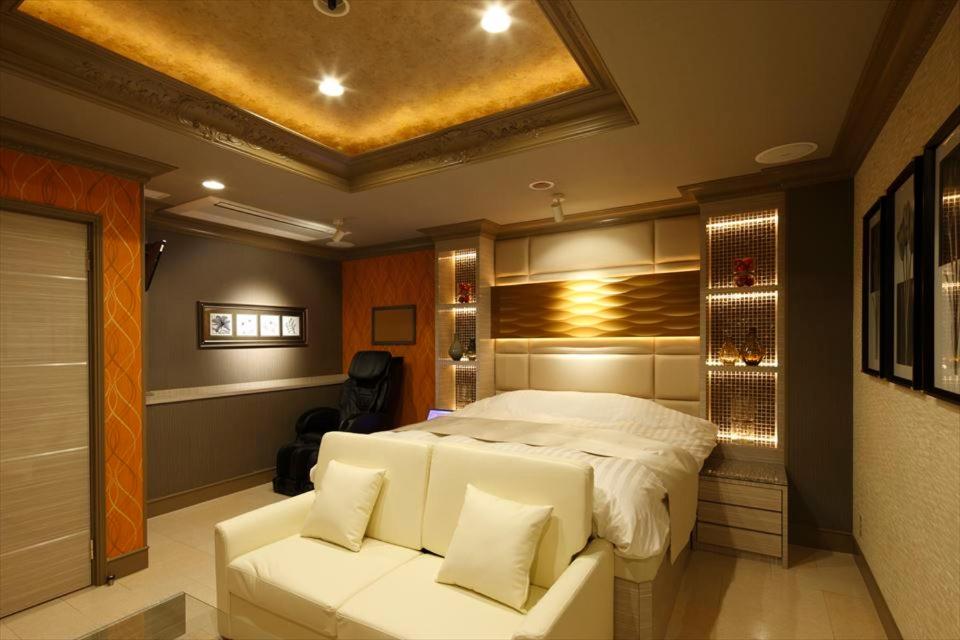 Queen Room with Spa Bath