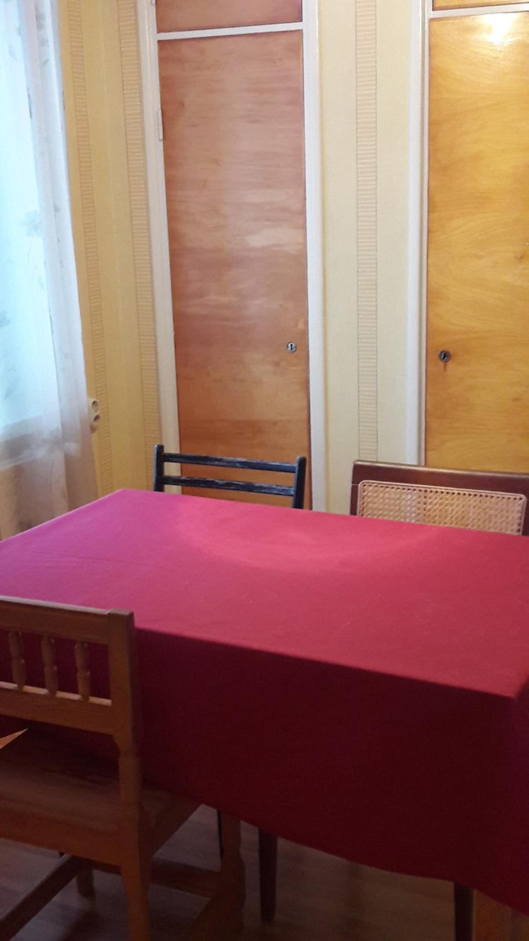 Apartment with Terrace - Photo 7