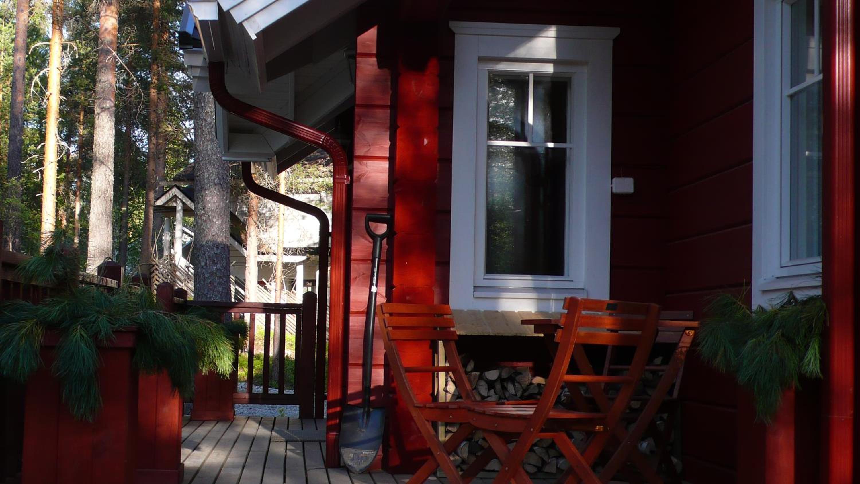 Two-Bedroom House - Photo 24