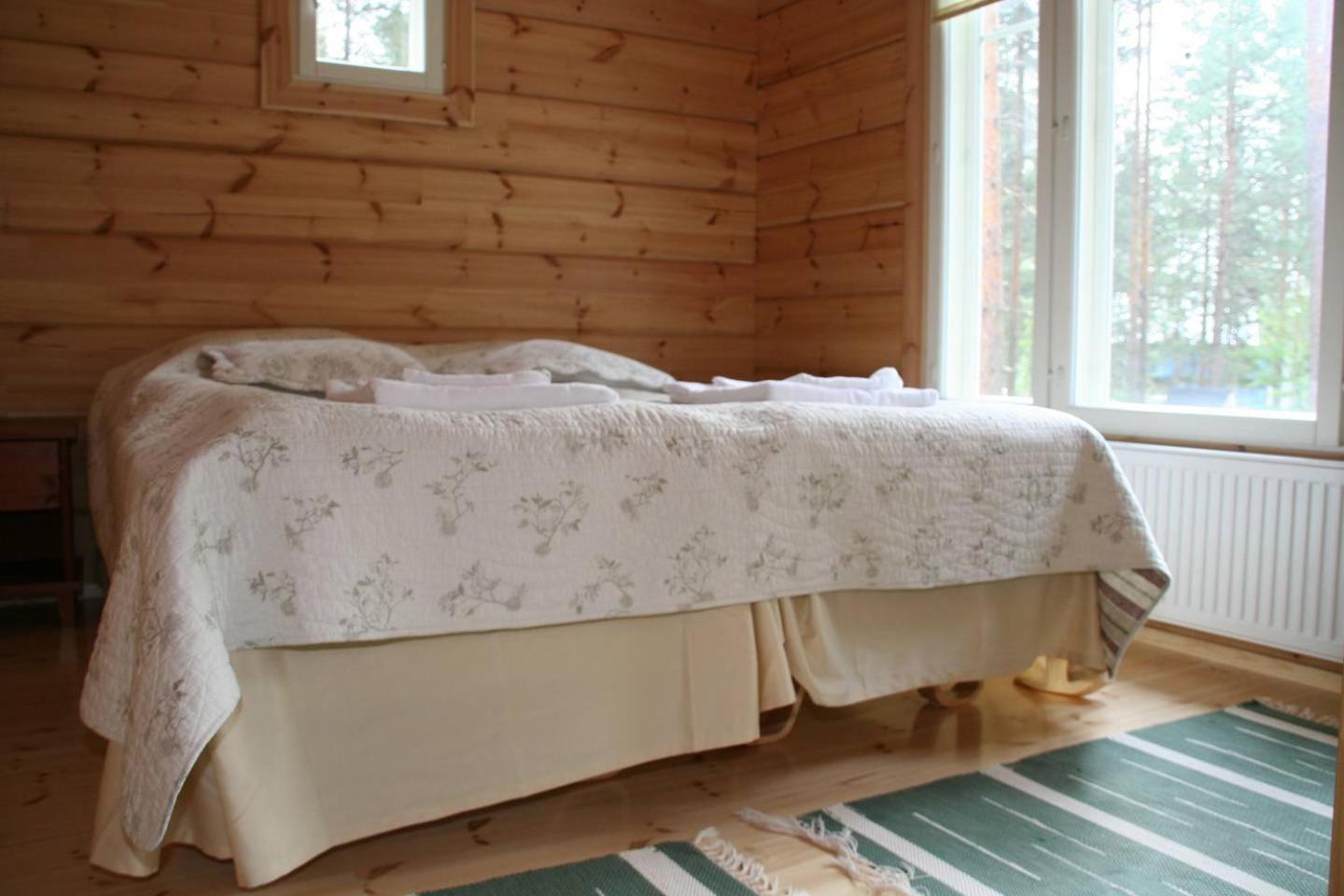 Two-Bedroom House - Photo 11