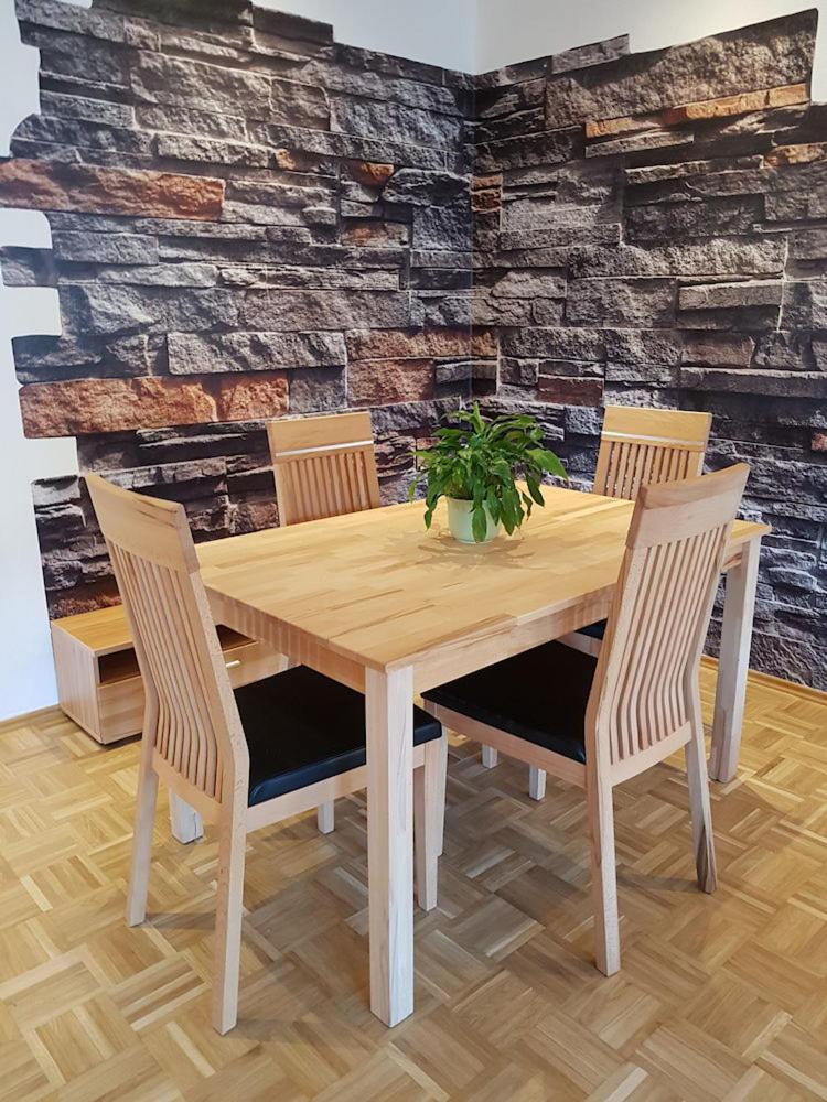 Apartment 4 with Mountain View - Photo 13