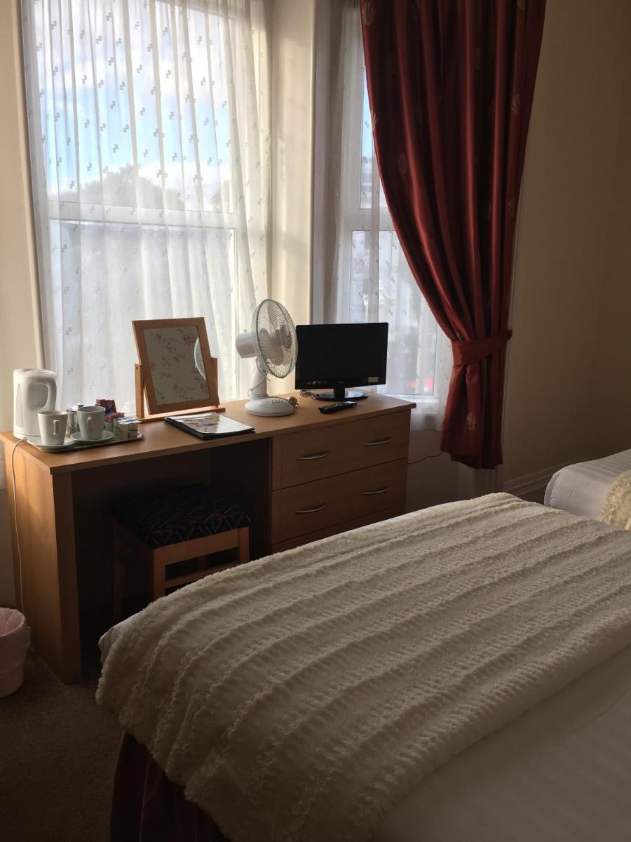 Standard Family Room (2 Adults + 1 Child)