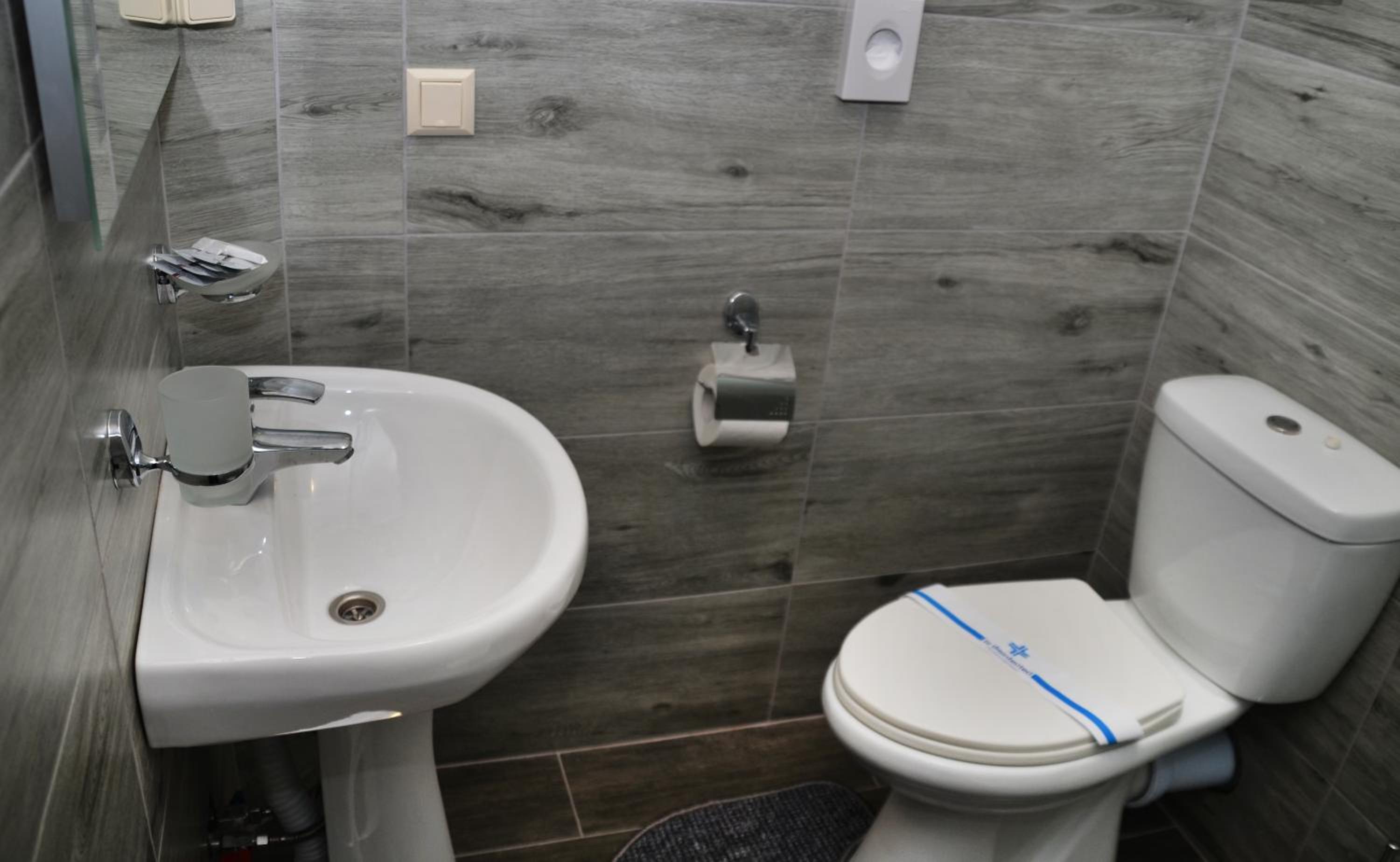 Single Room with Shower
