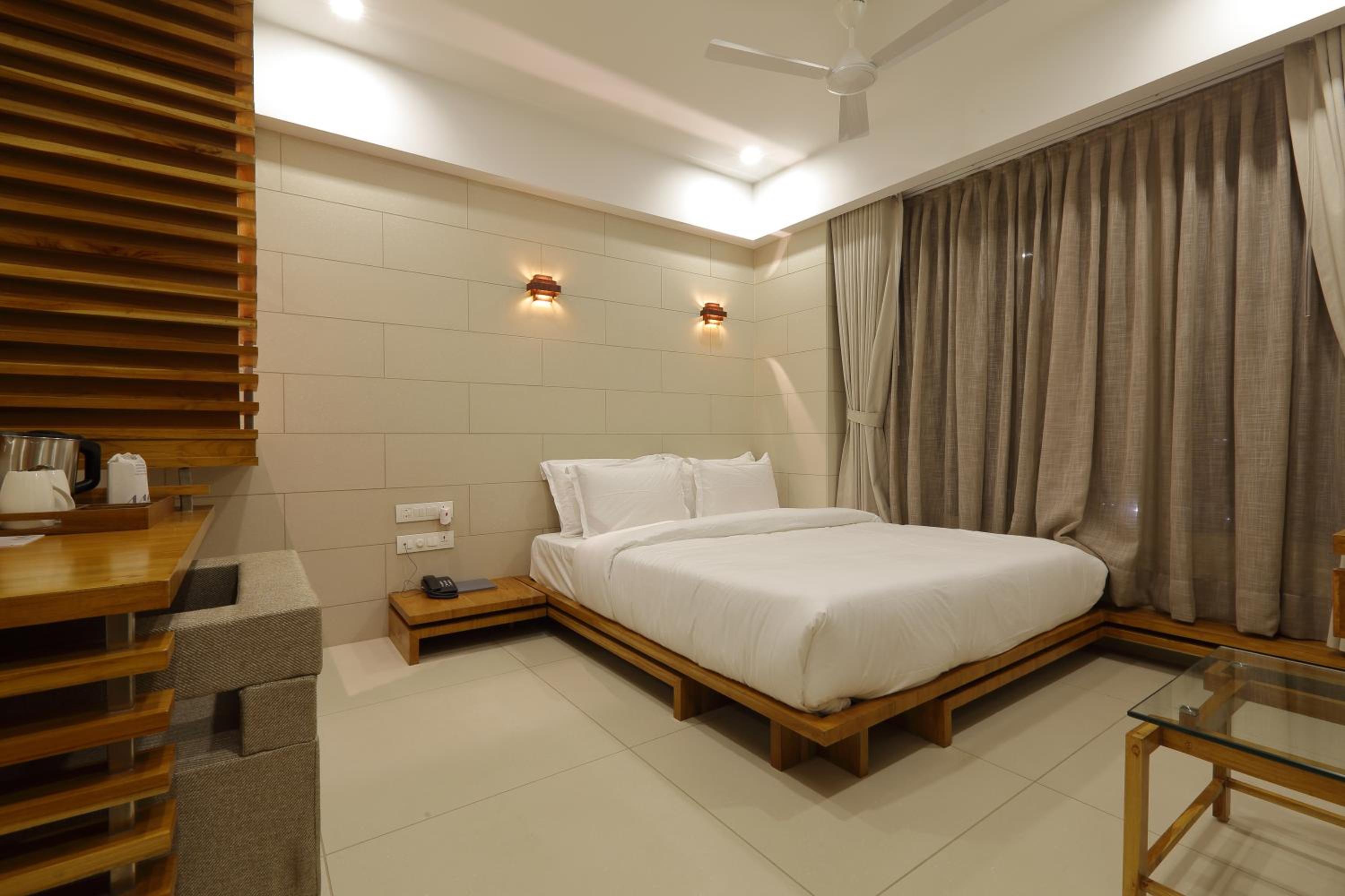 Deluxe Double Room photo 2