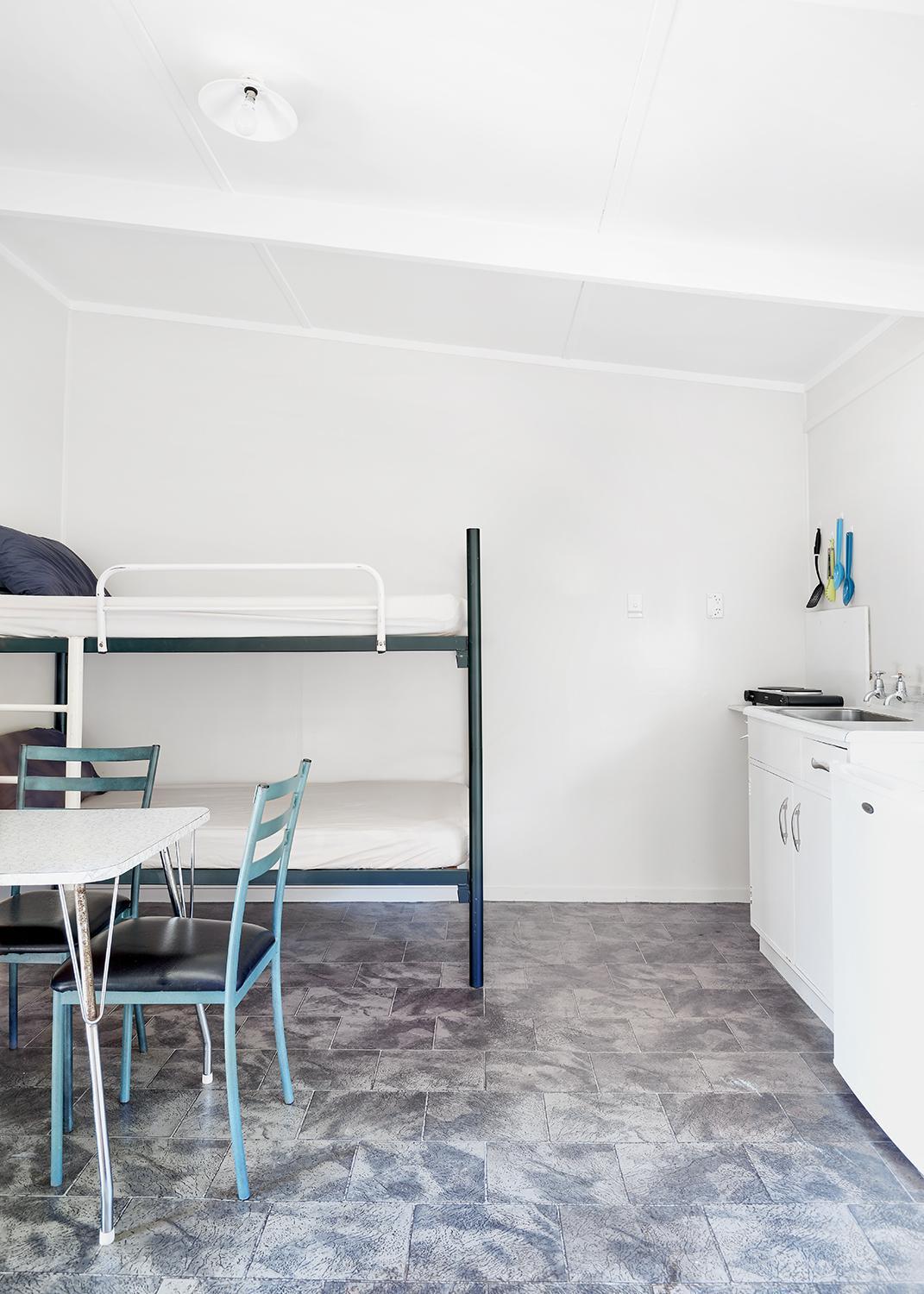 Economy Quadruple Room with Shared Bathroom - Kitchen #3 photo 3