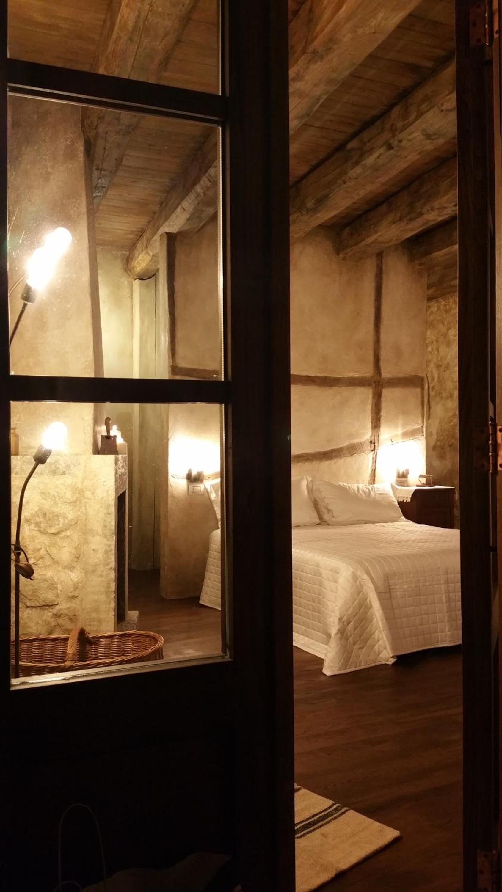 Double Room with Mountain View - Photo 3