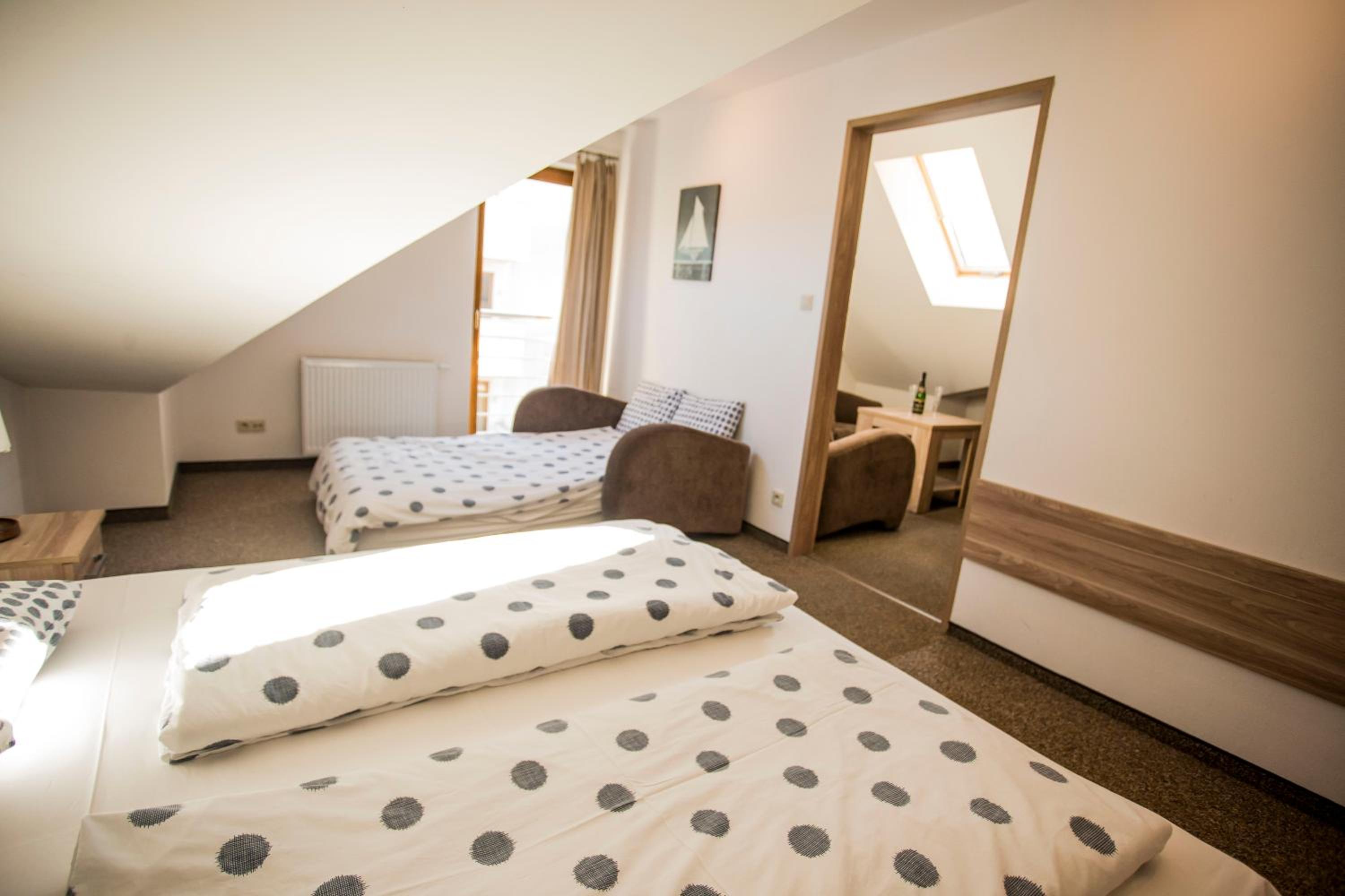 Studio Apartment photo 1