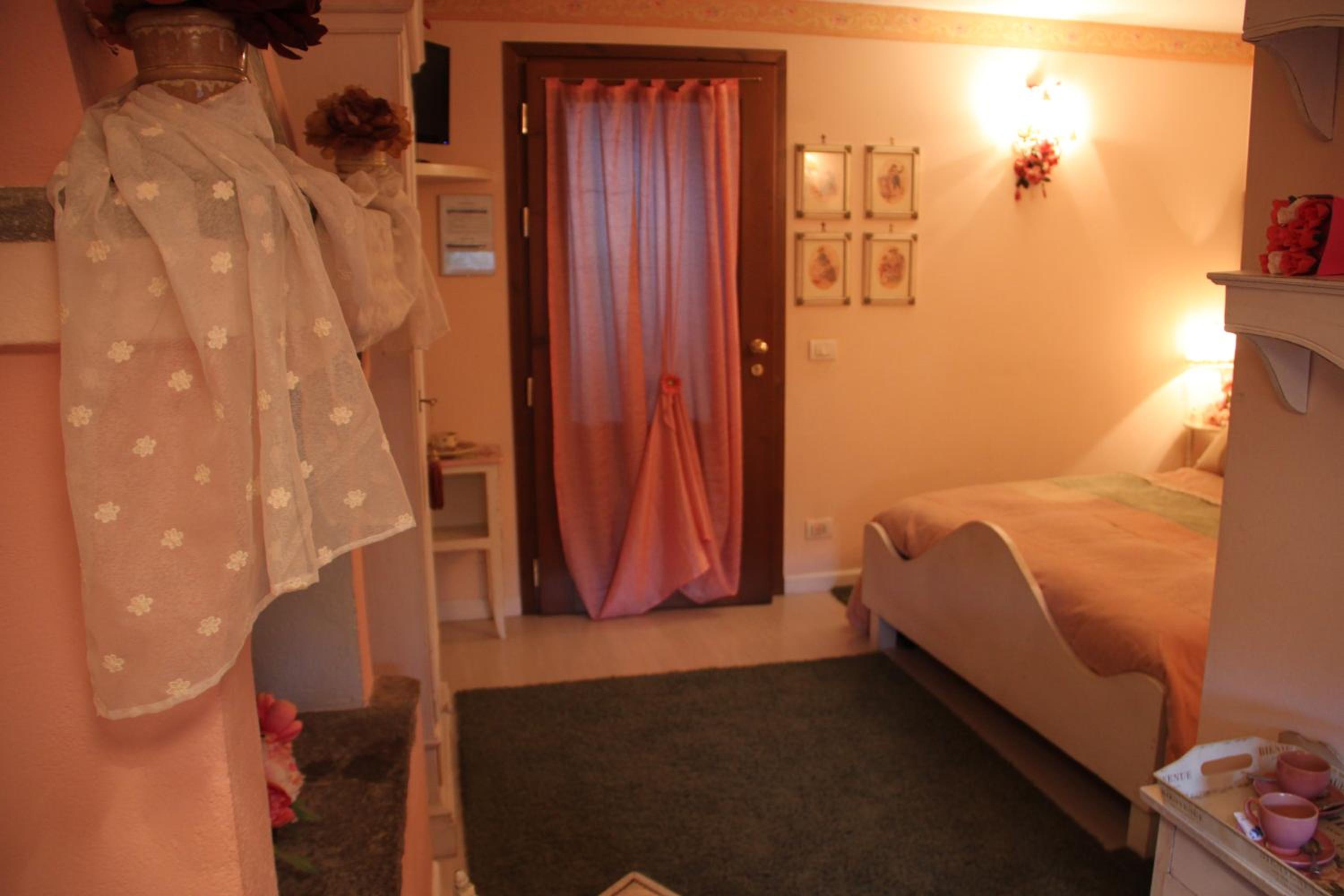 Superior Double Room - Photo 7